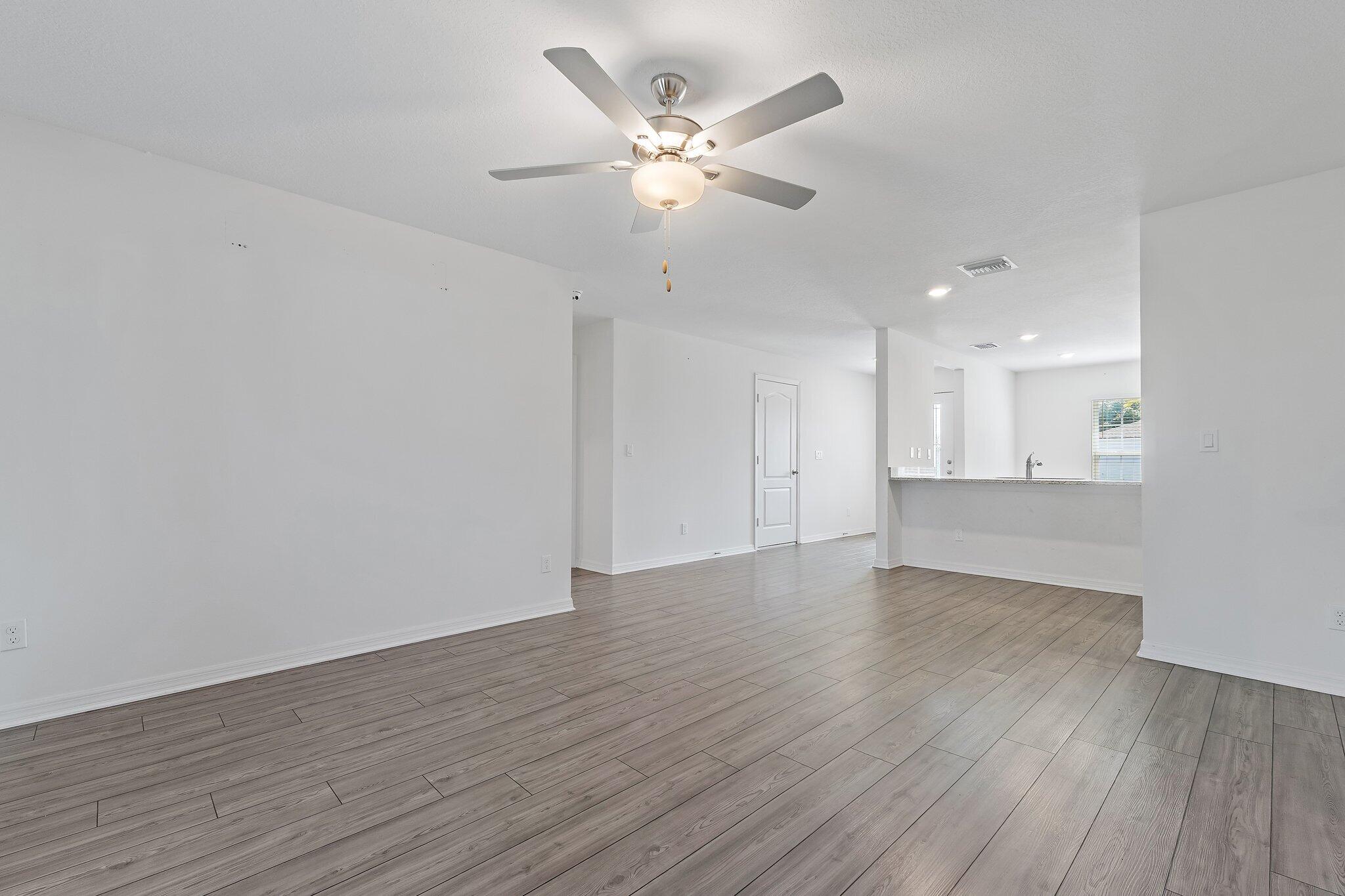 1758 SW Success Street