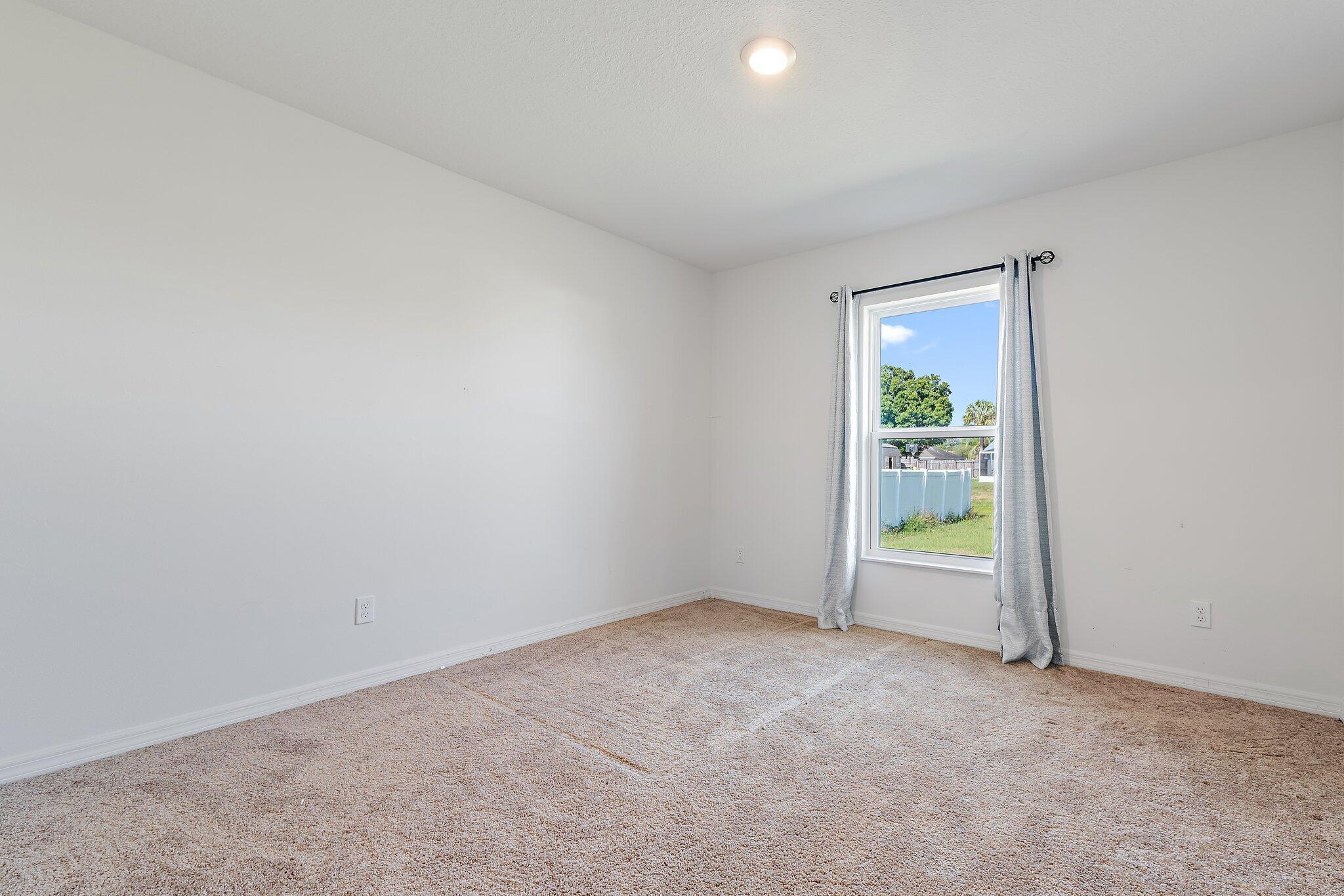 1758 SW Success Street