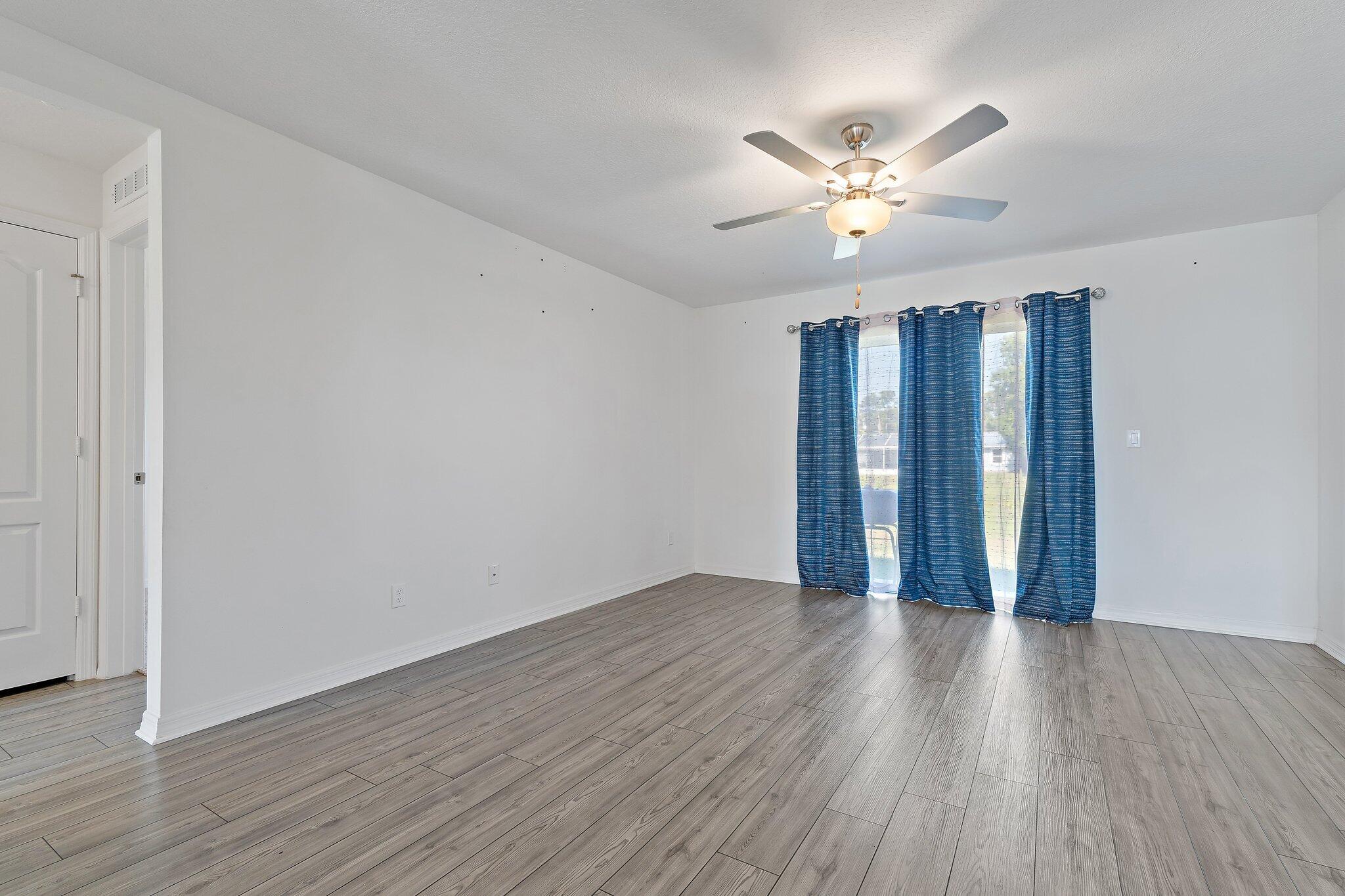 1758 SW Success Street