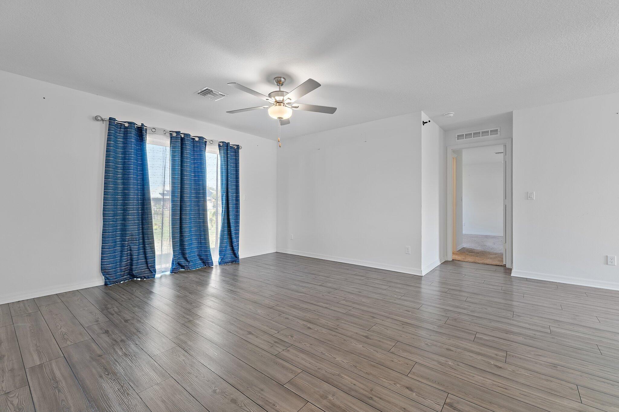 1758 SW Success Street