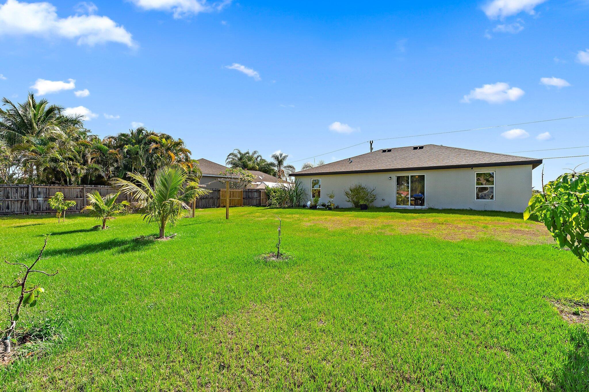 1758 SW Success Street