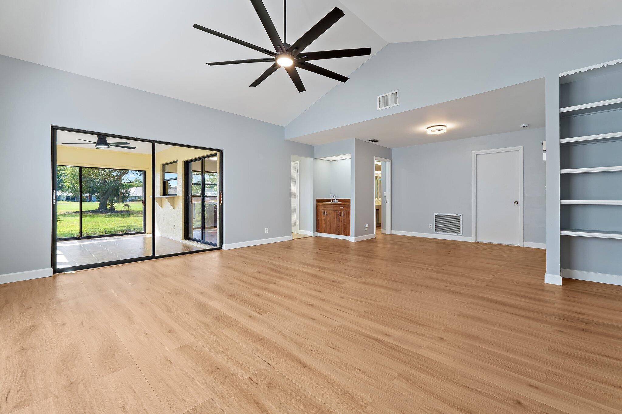 2711 SW Egret Pond Circle