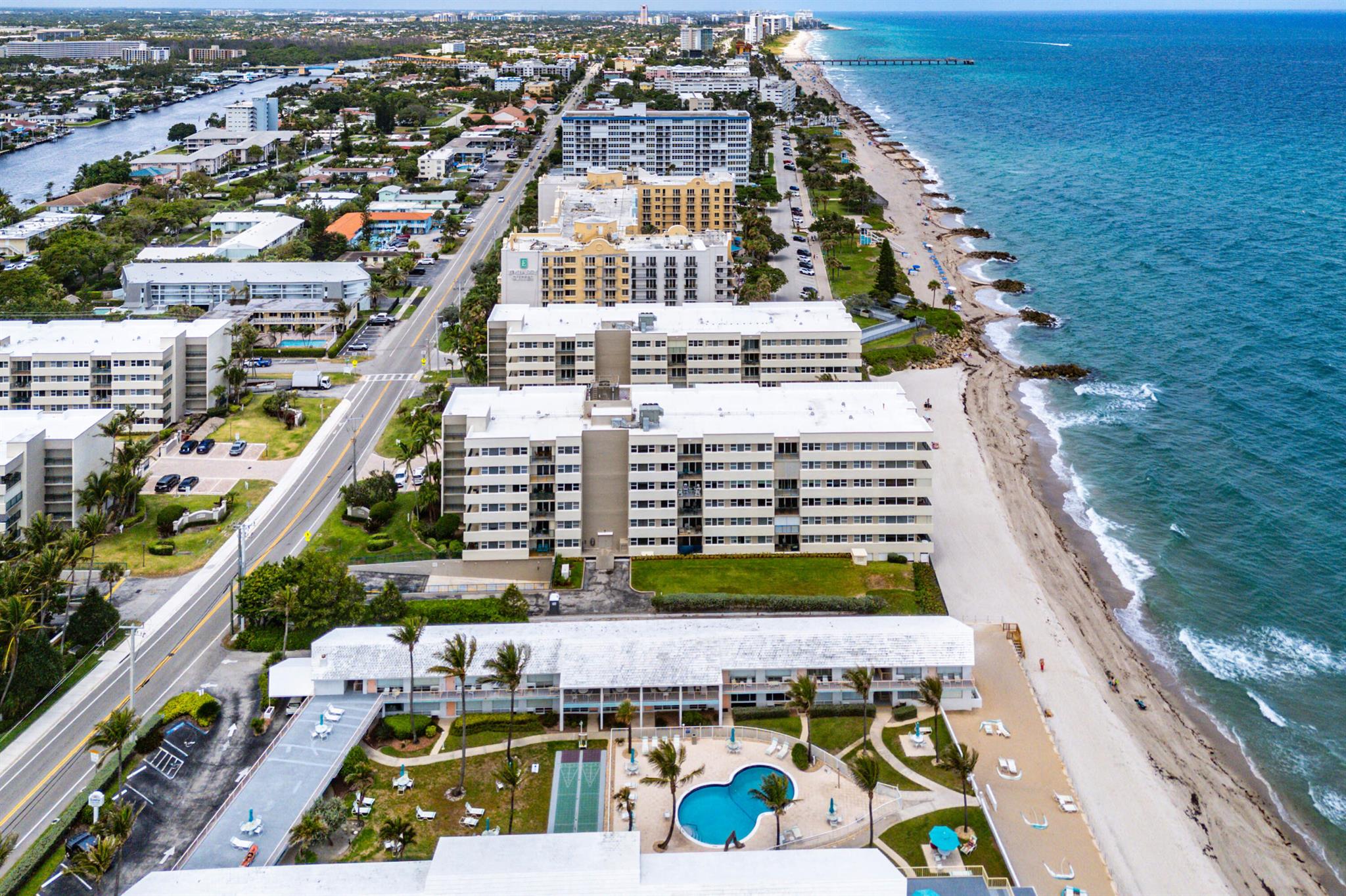 1237 Hillsboro Mile 101