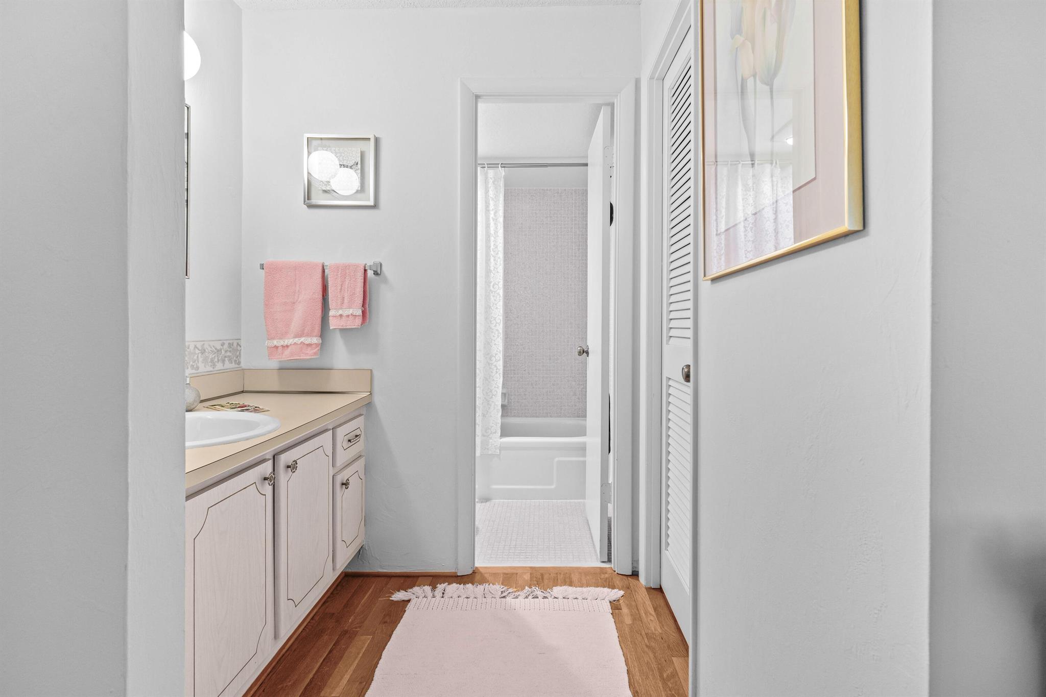 1237 Hillsboro Mile 101