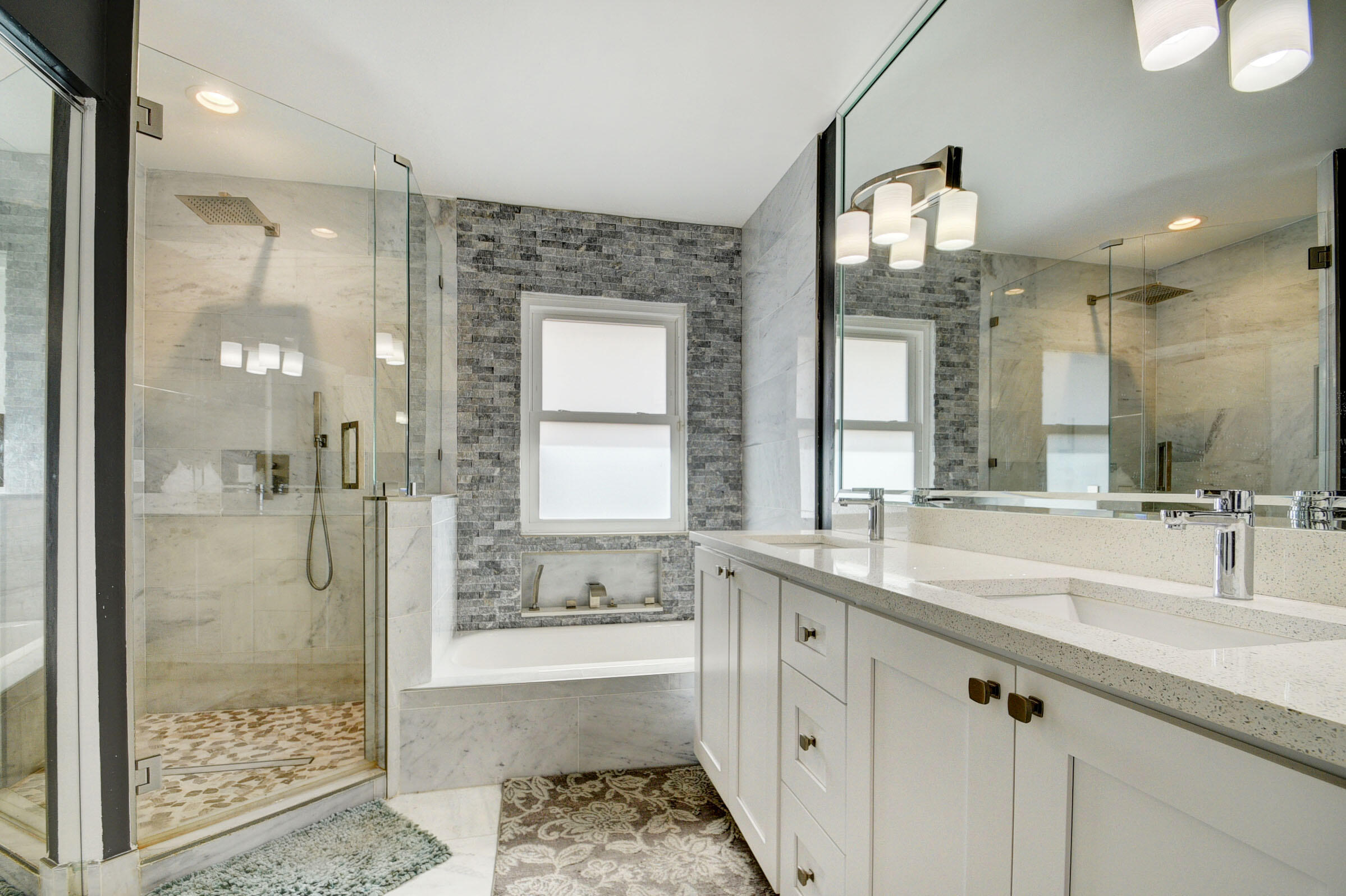 5598 Aspen Ridge Circle