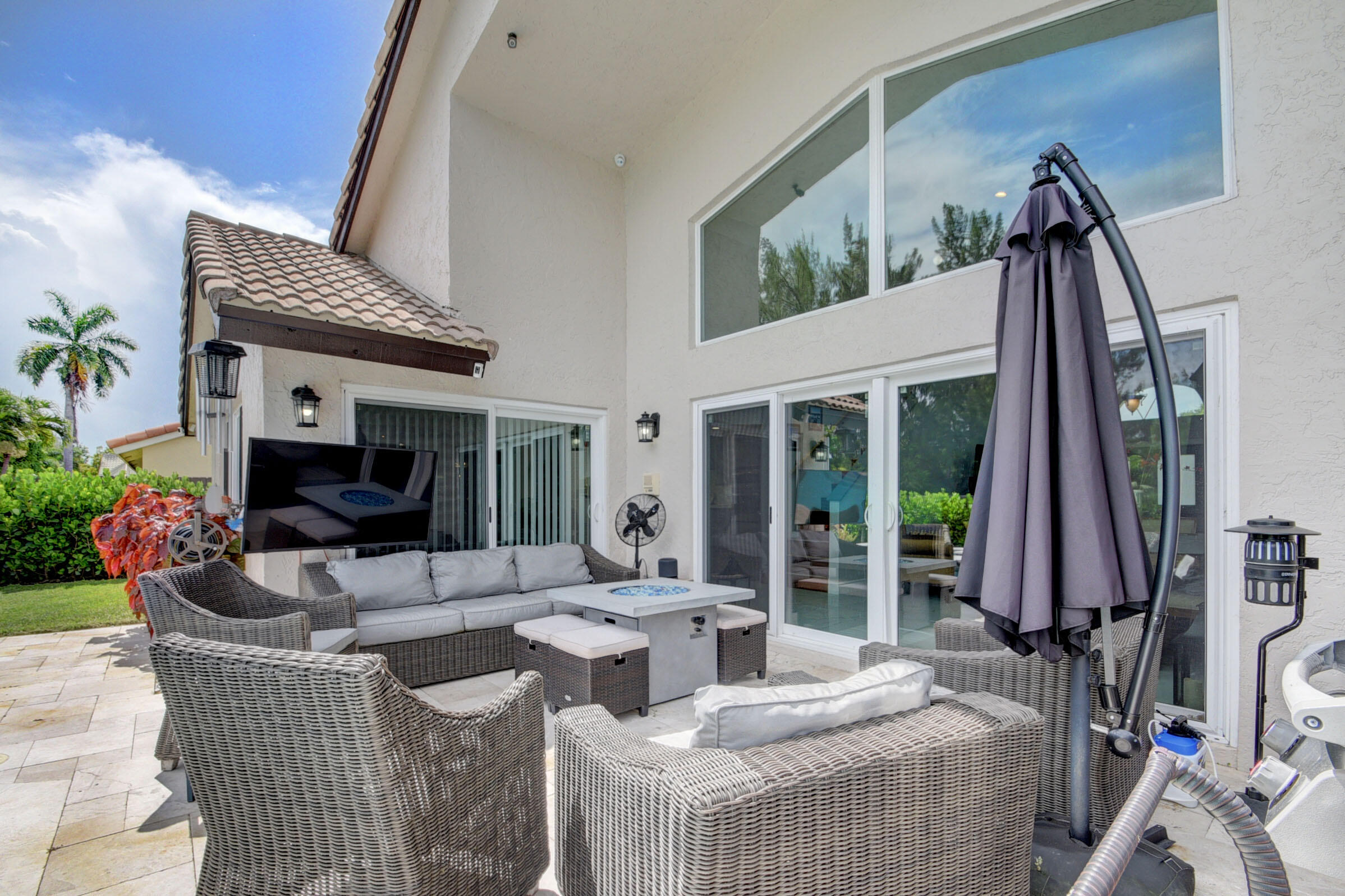 5598 Aspen Ridge Circle