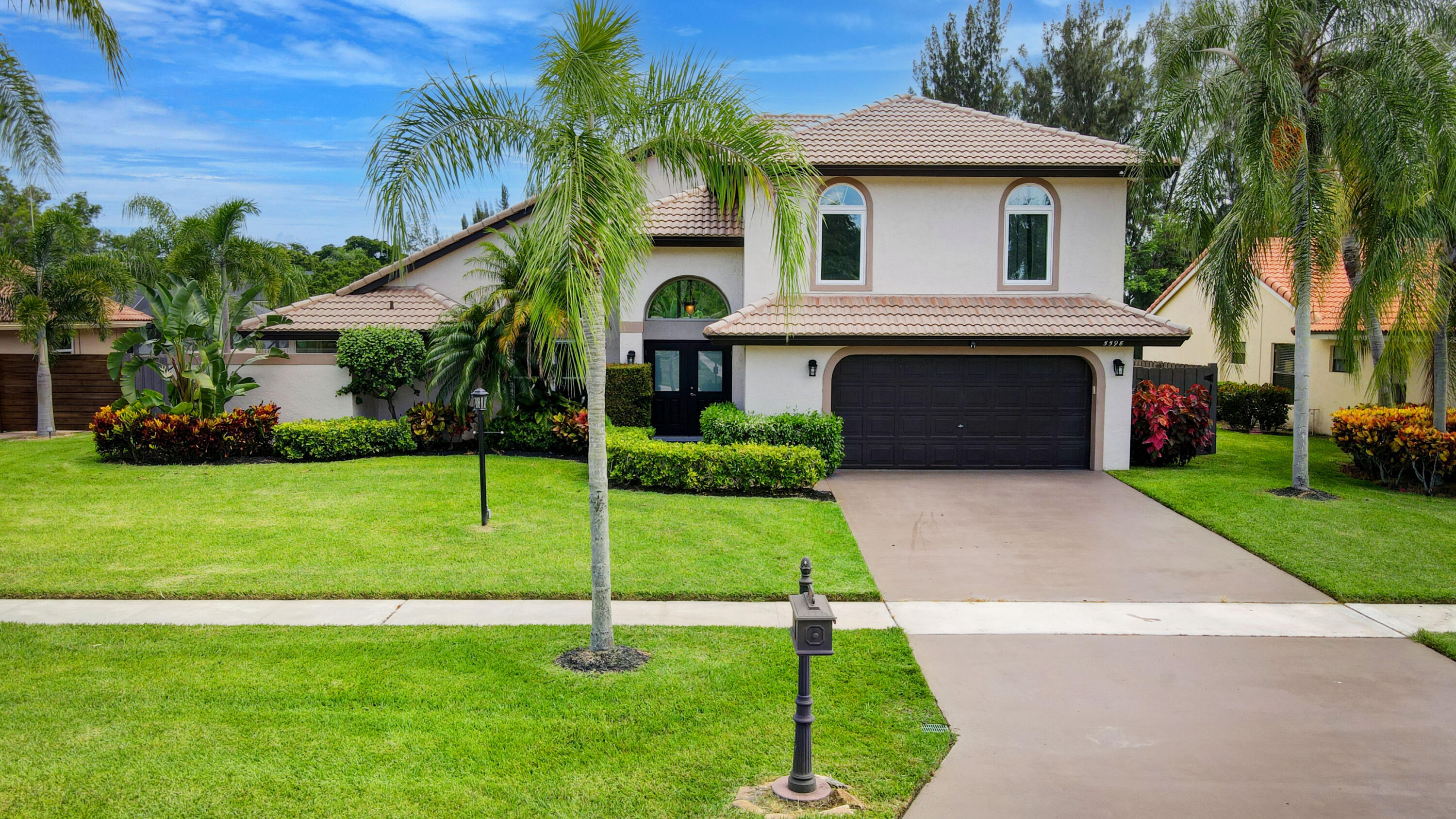 5598 Aspen Ridge Circle