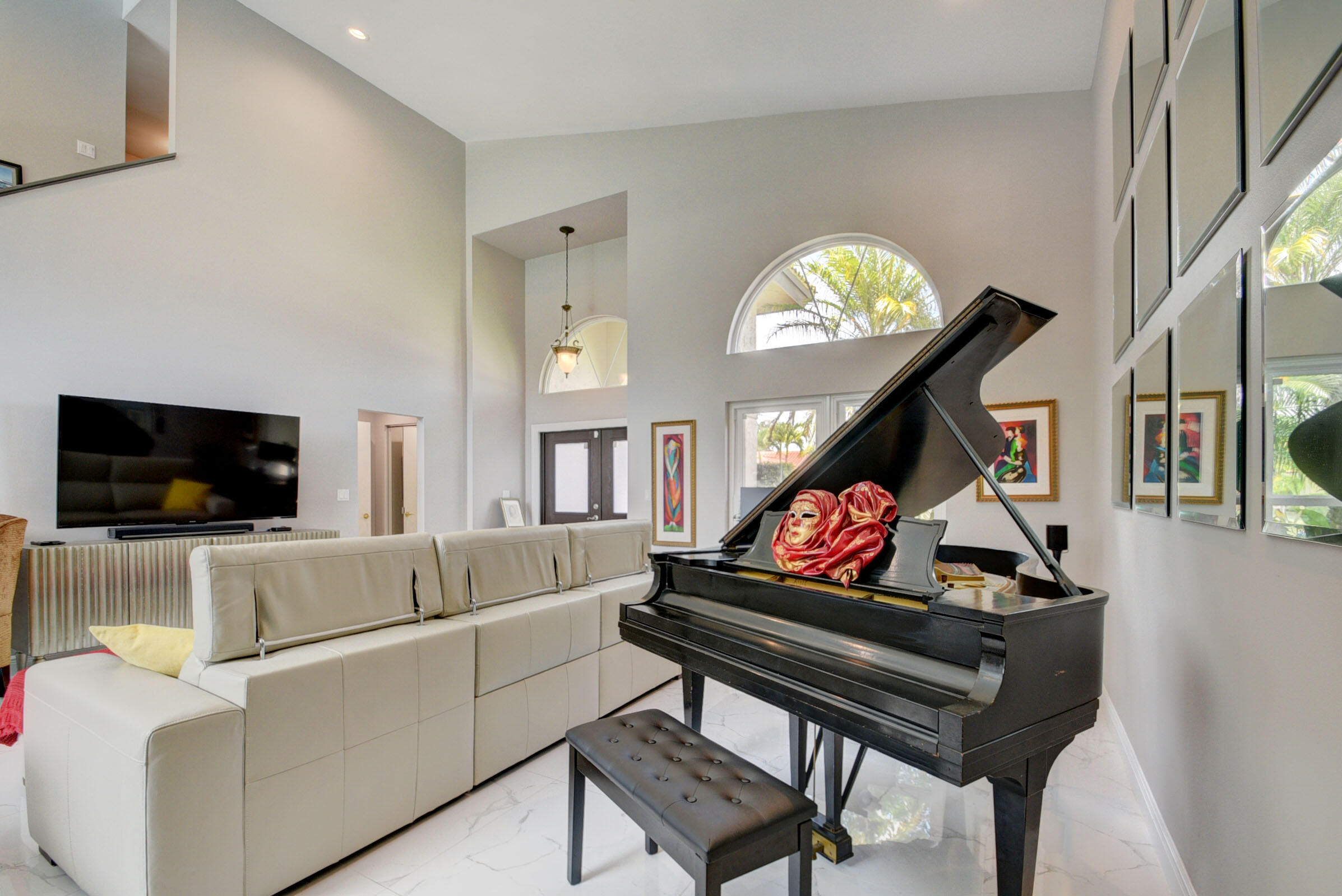 5598 Aspen Ridge Circle