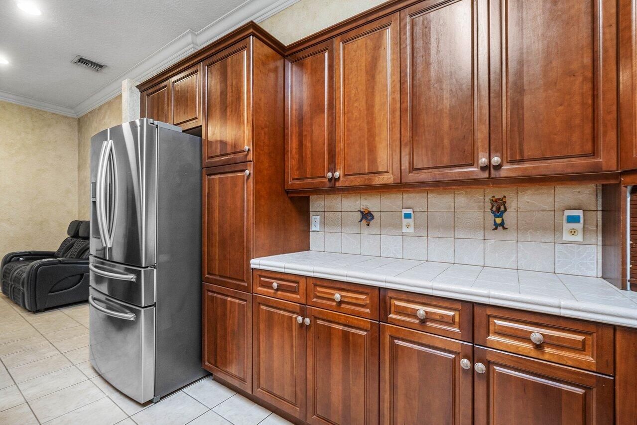 9034 Alexandra Circle