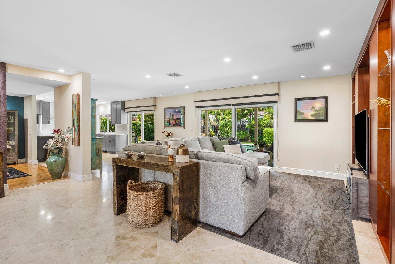 1935 SW 7th Court