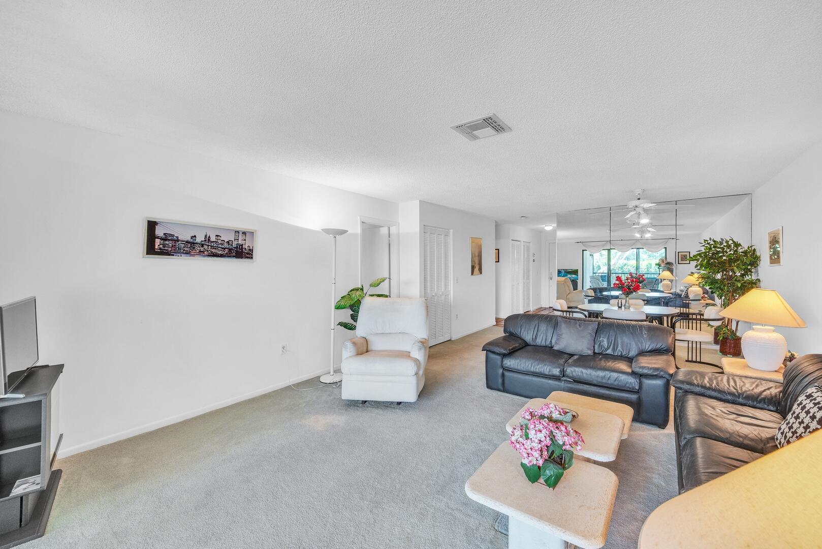36 Stratford Lane F