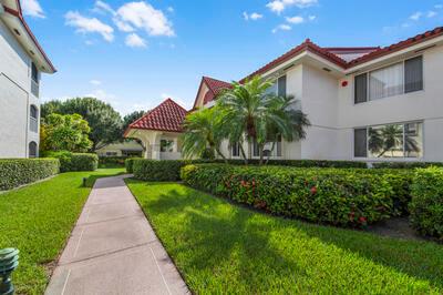 105 Half Moon Circle B1