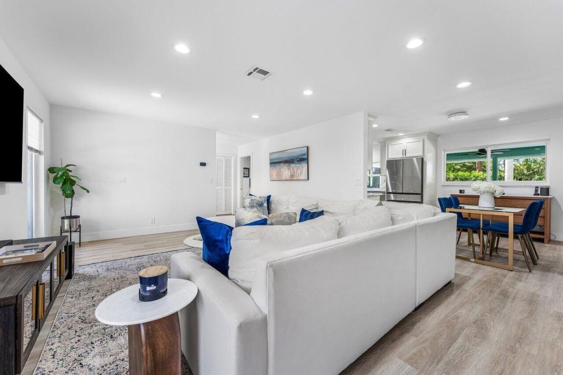 474 S Country Club Drive