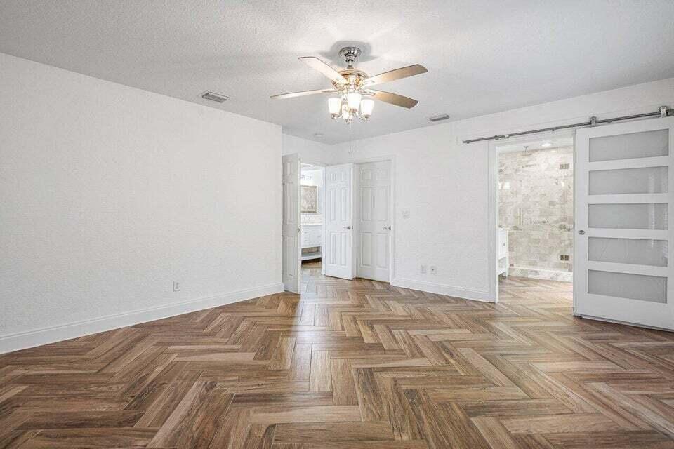 350 SW 8th Street 2