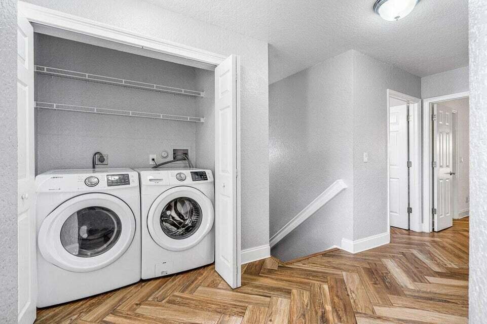 350 SW 8th Street 2
