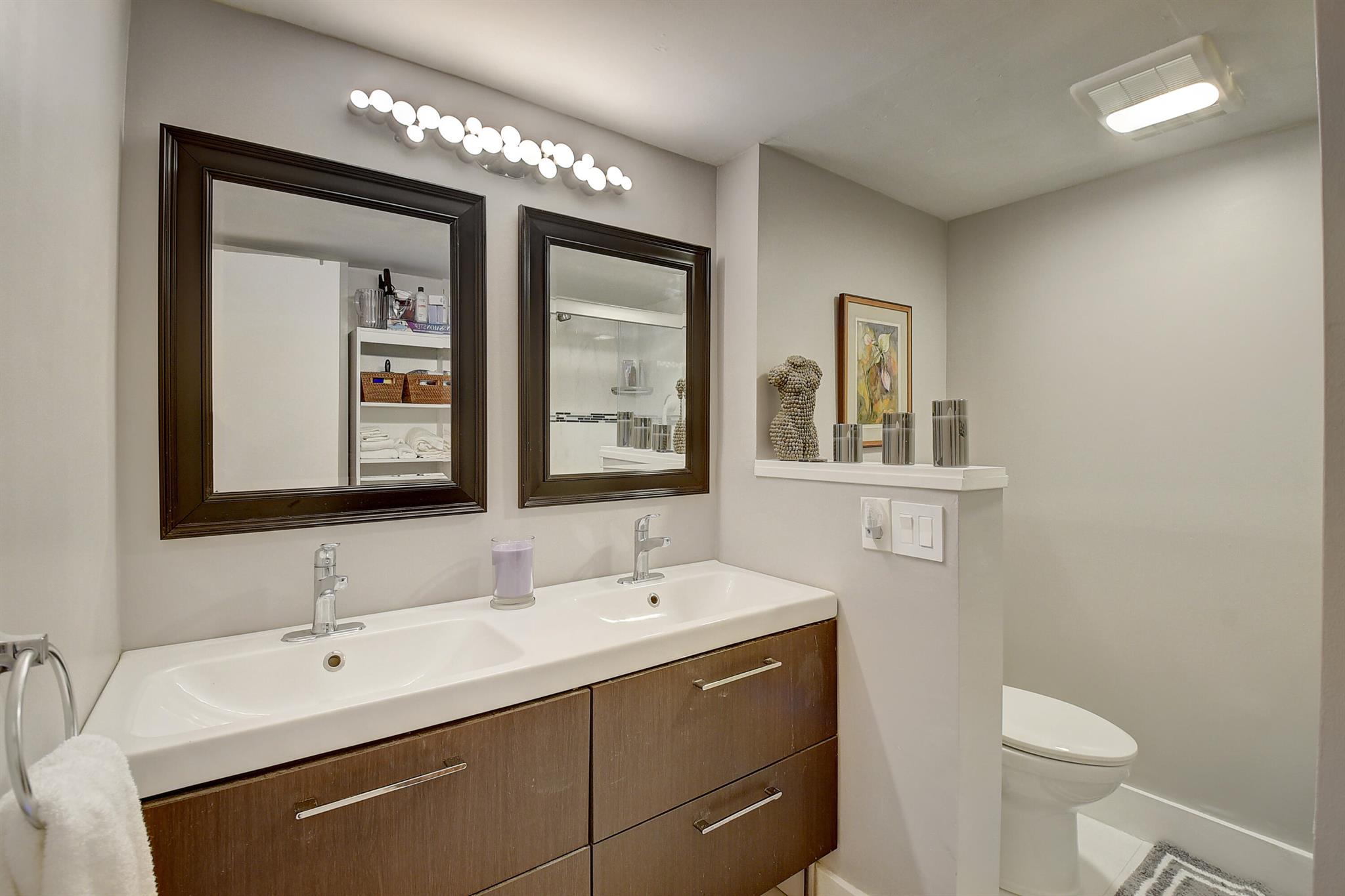 1111 S Ocean Boulevard 123