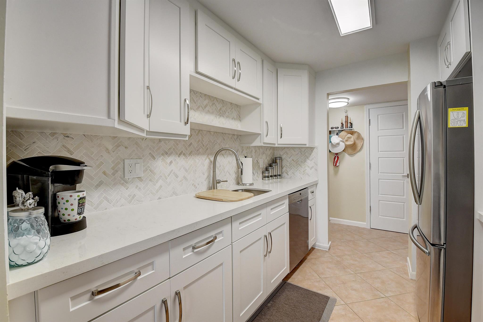 1111 S Ocean Boulevard 123