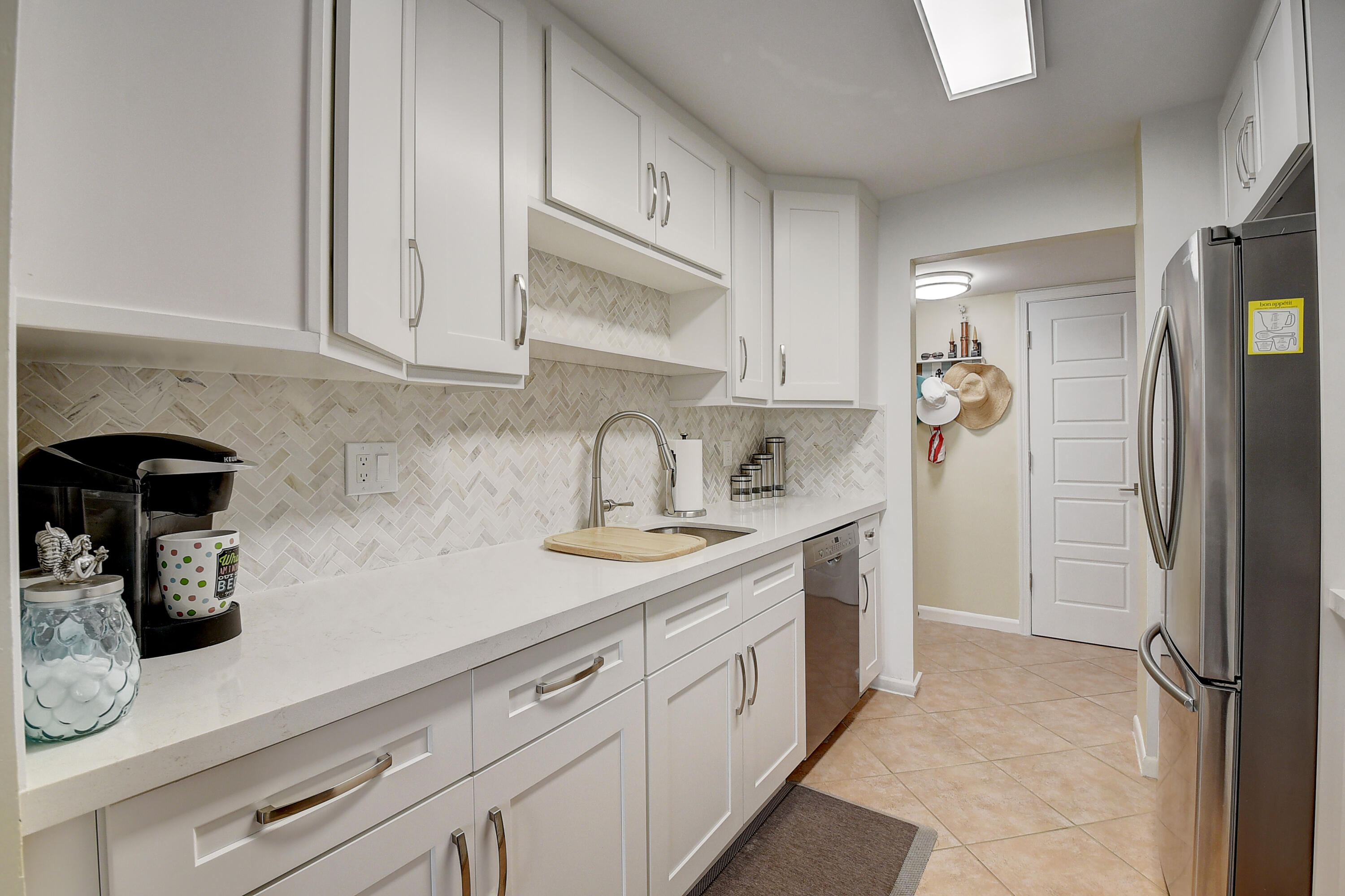 1111 S Ocean Boulevard 123