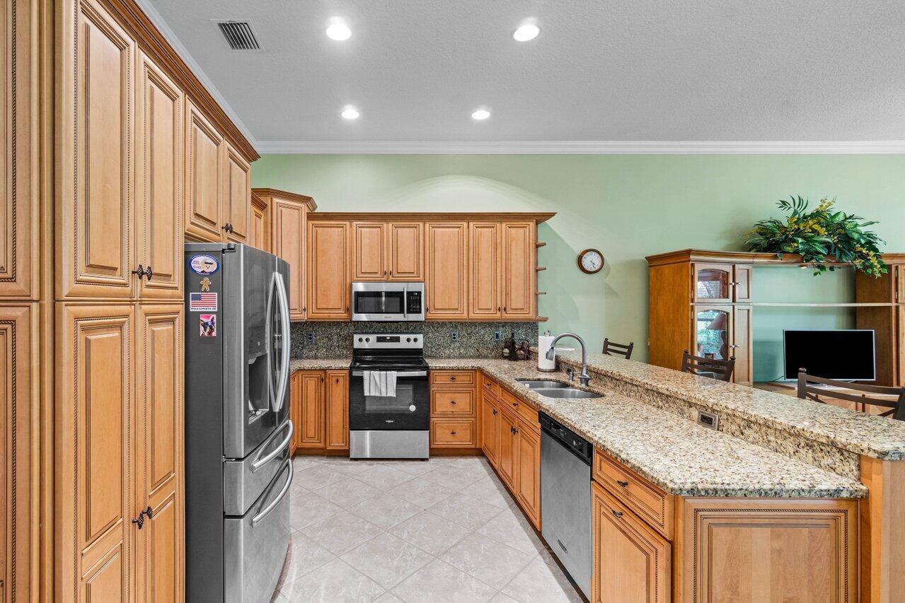 7570 Starfish Reef Lane