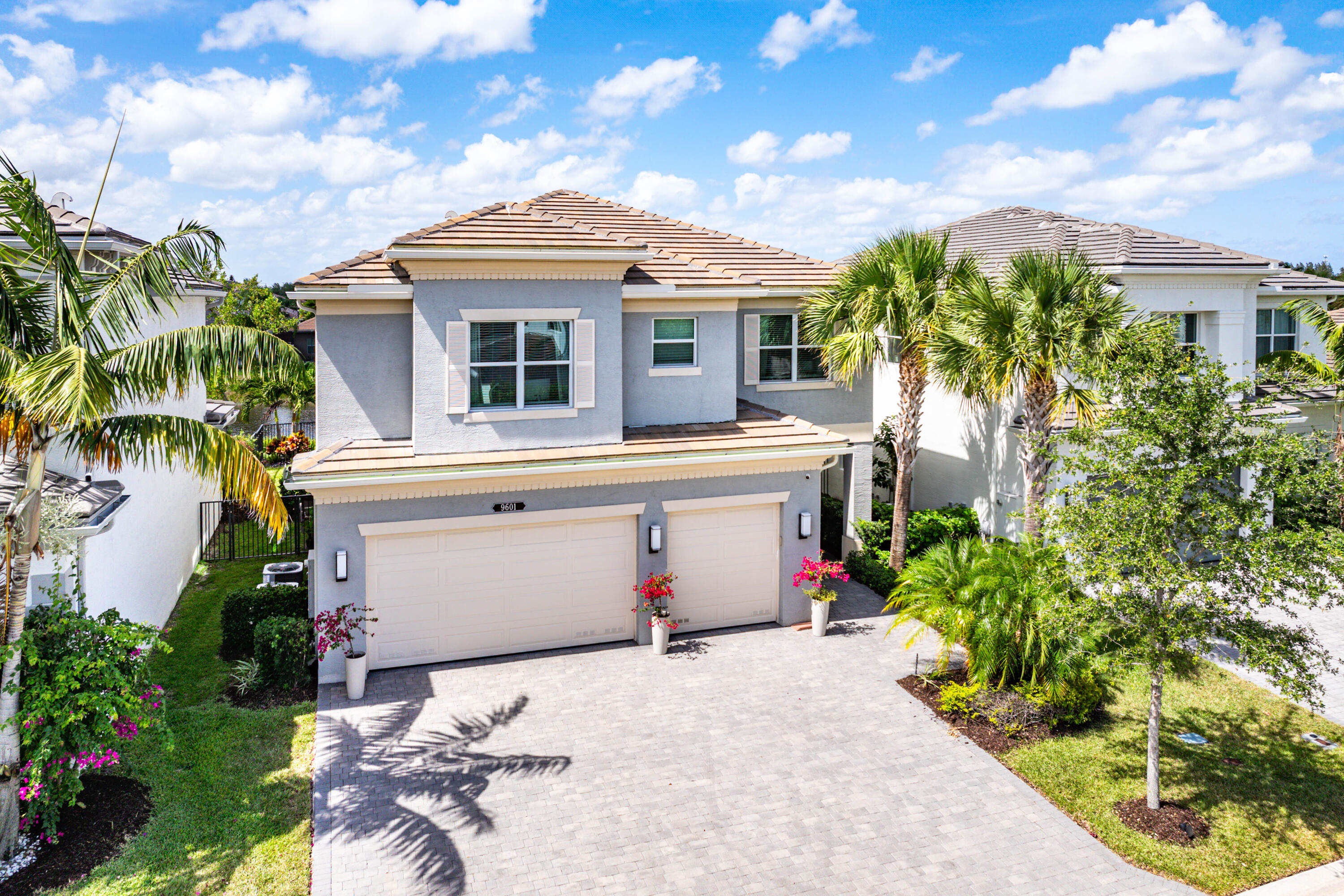 9601 Highland Pointe Pass