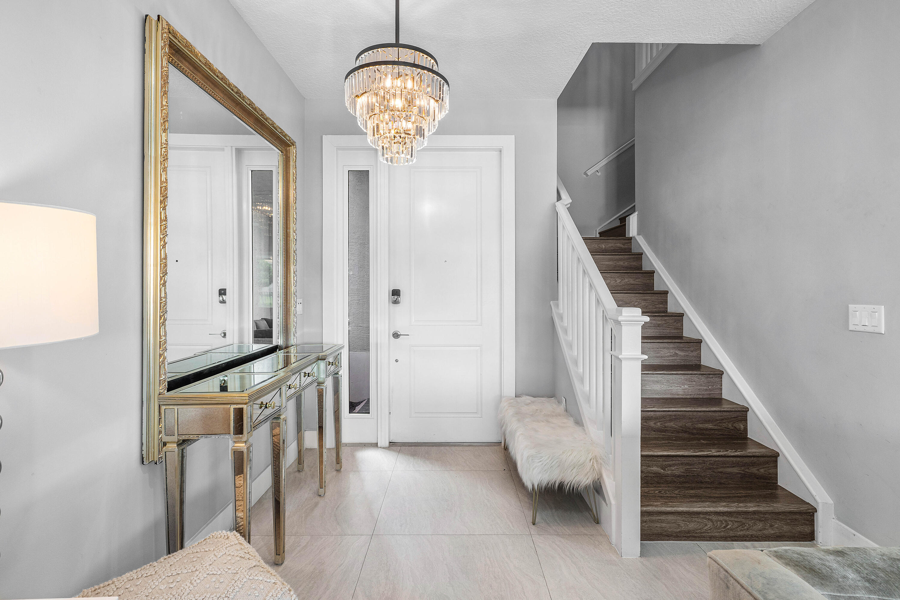 9601 Highland Pointe Pass