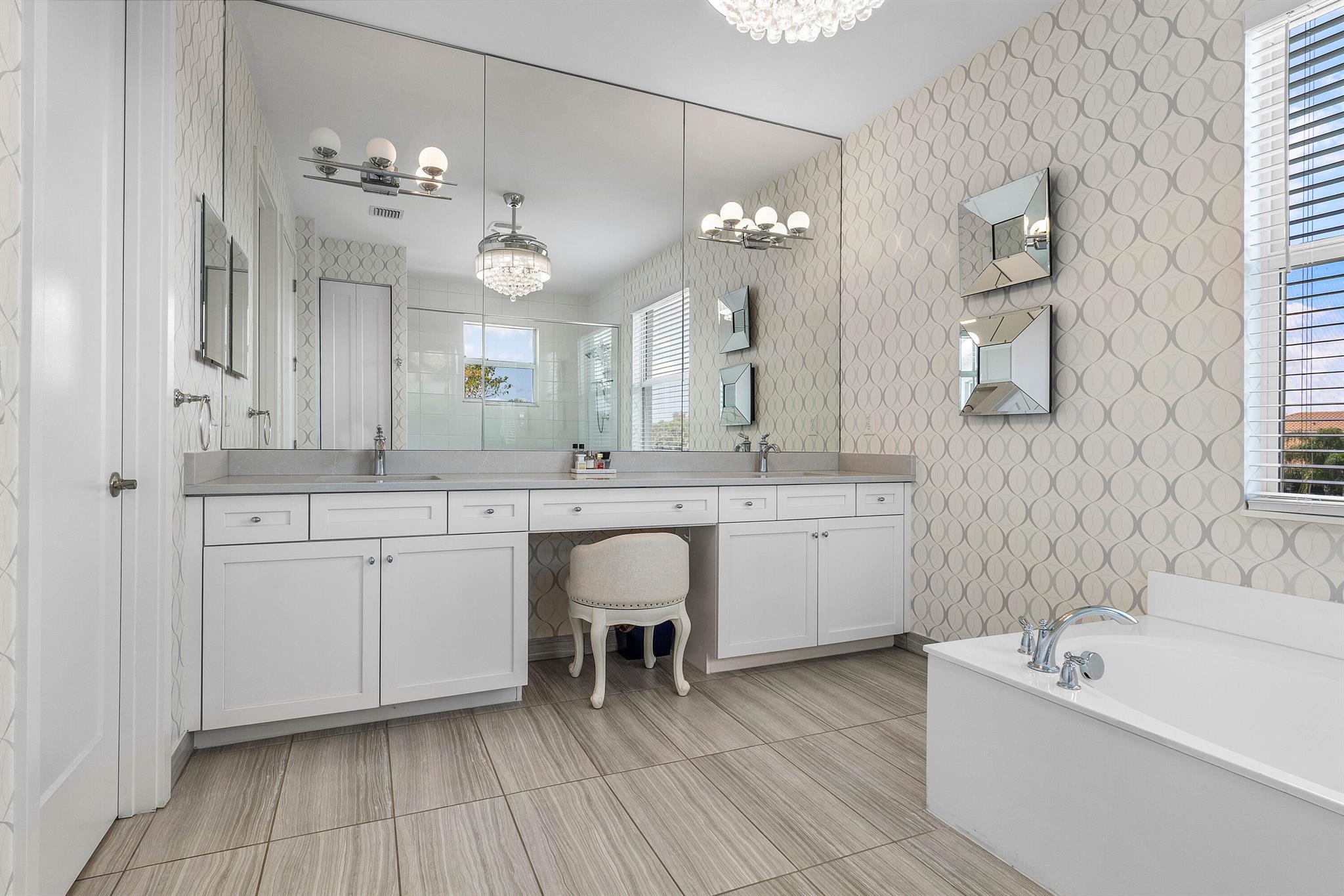 9601 Highland Pointe Pass