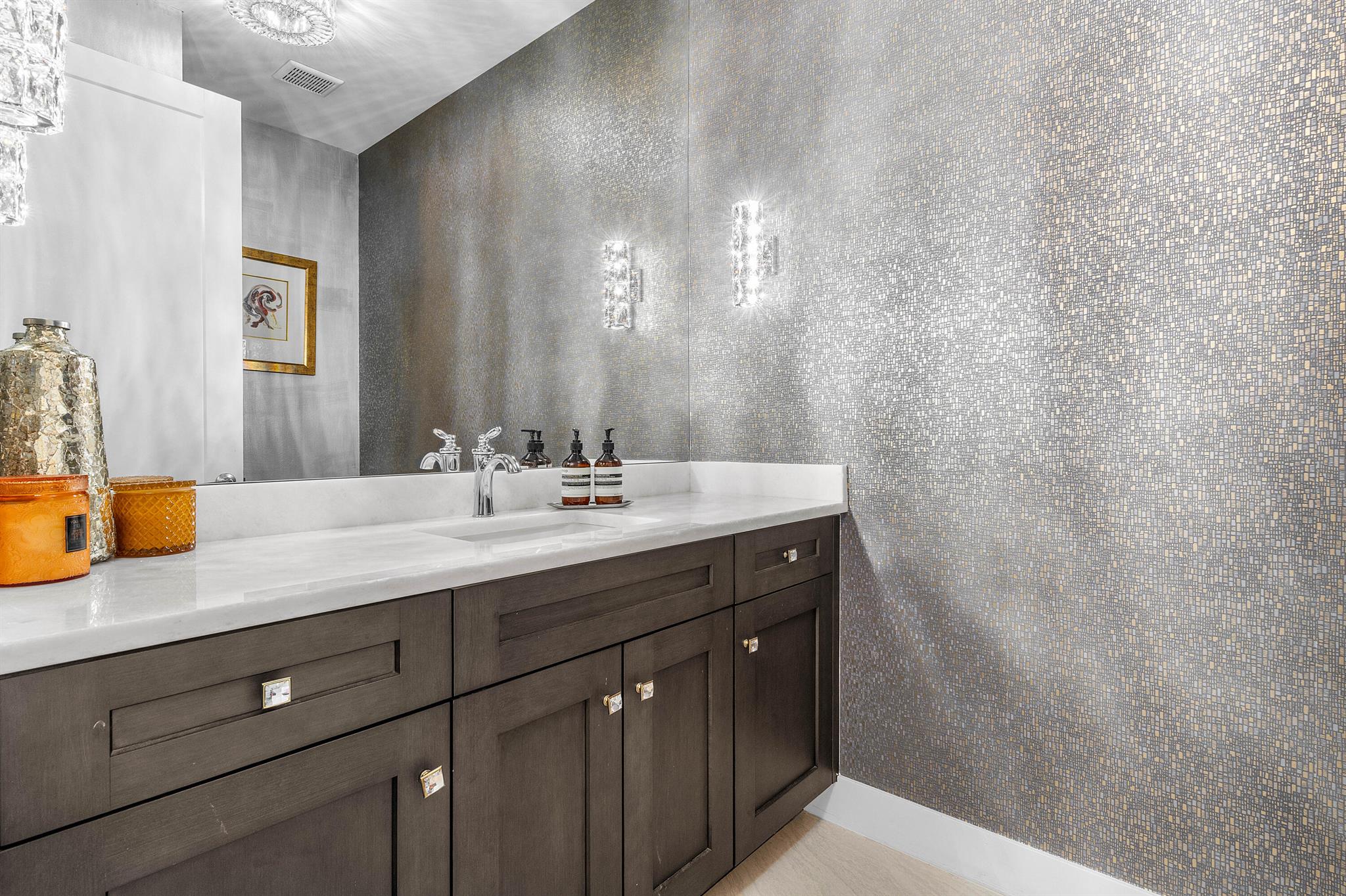 9601 Highland Pointe Pass