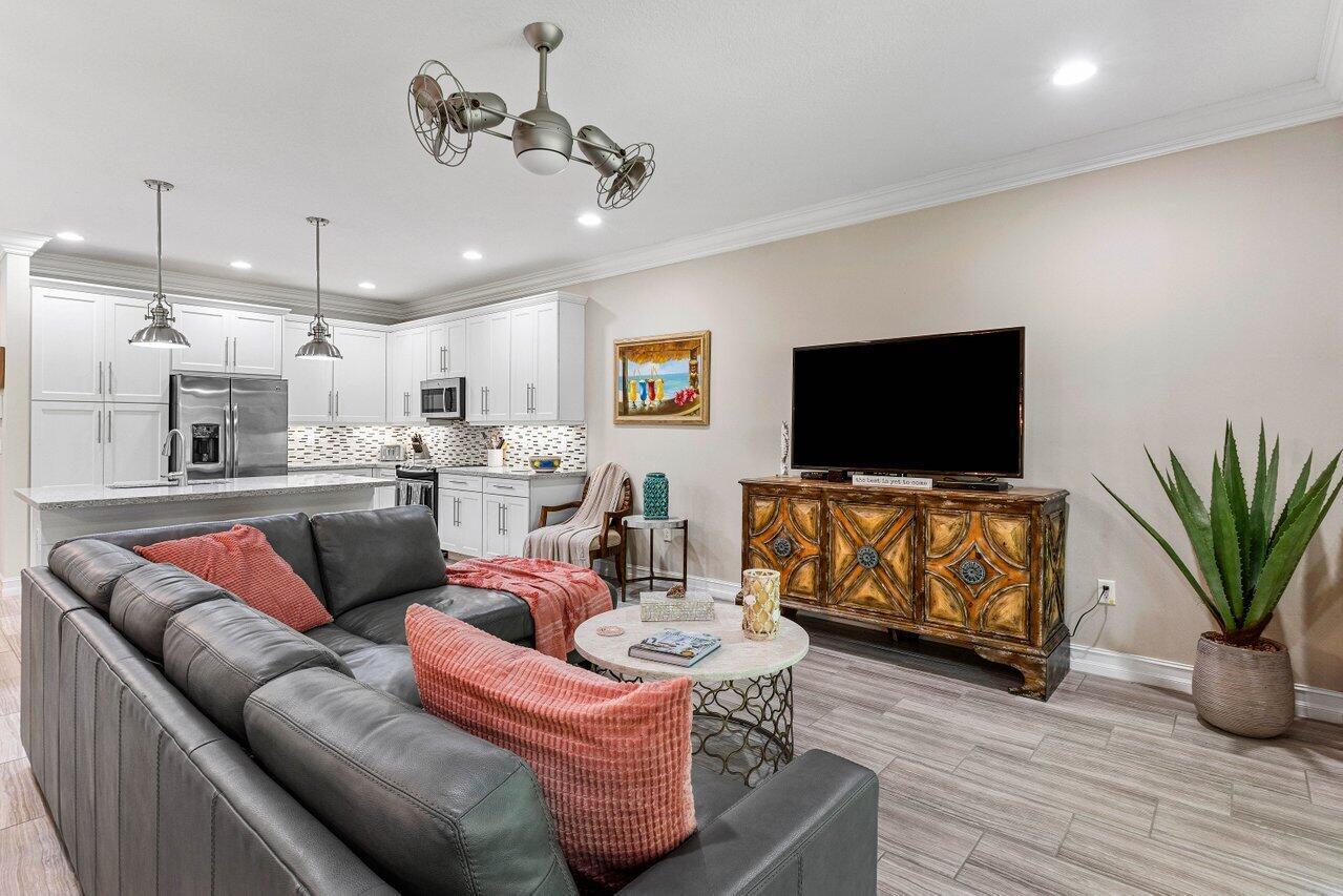 14133 Paverstone Ter Terrace