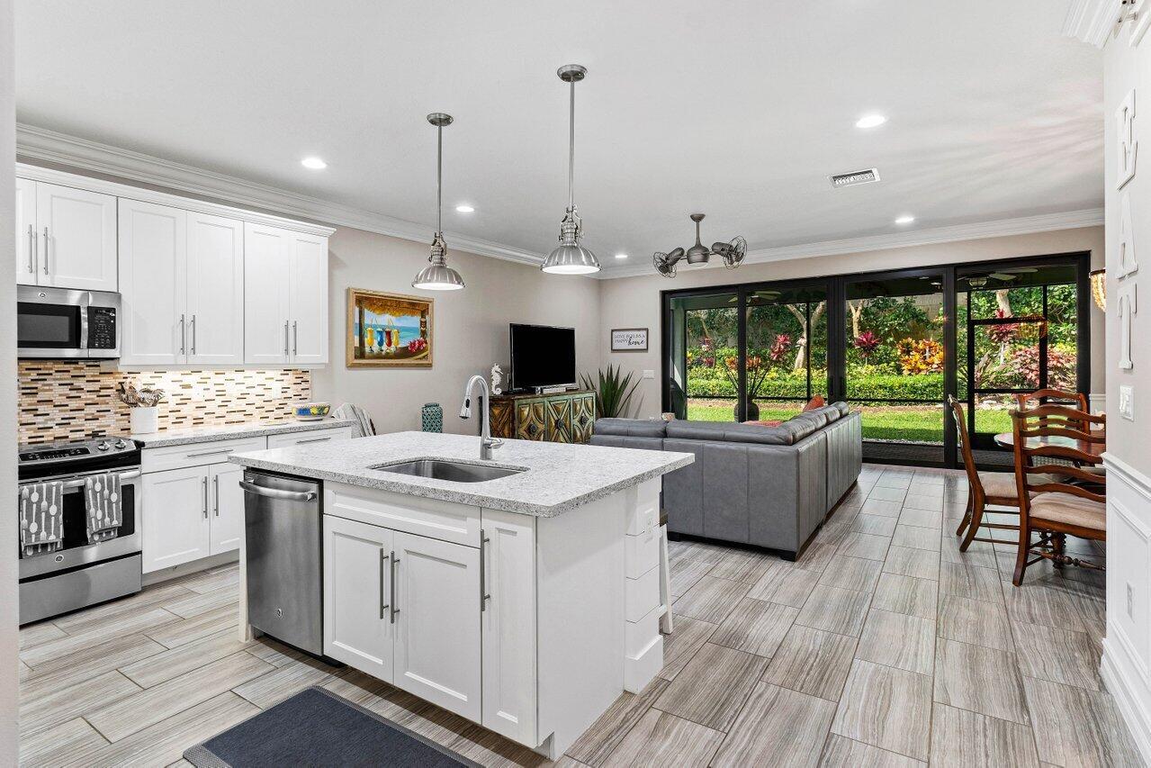 14133 Paverstone Ter Terrace