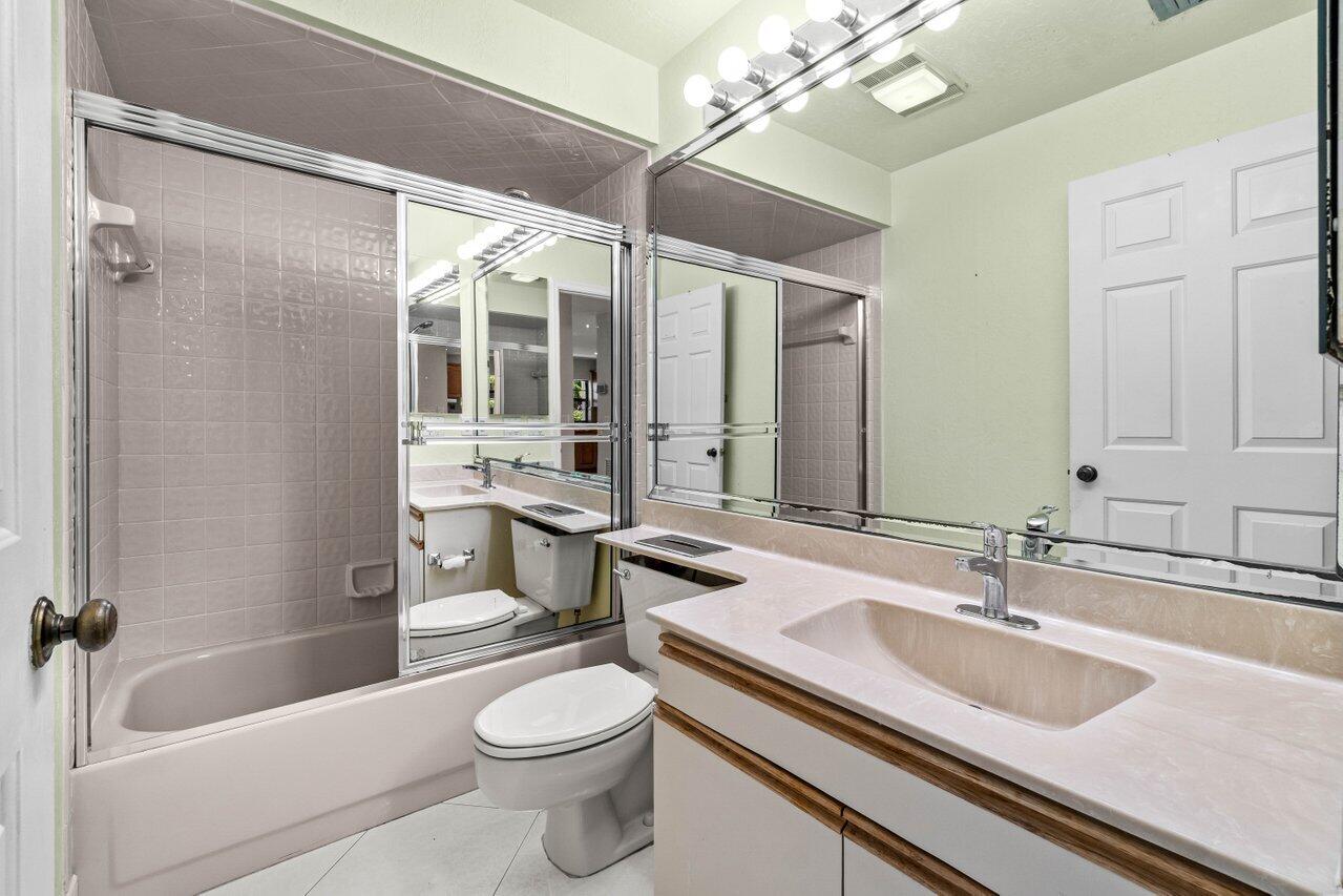 10535 Ladypalm Lane, B, Boca Raton Unit: B