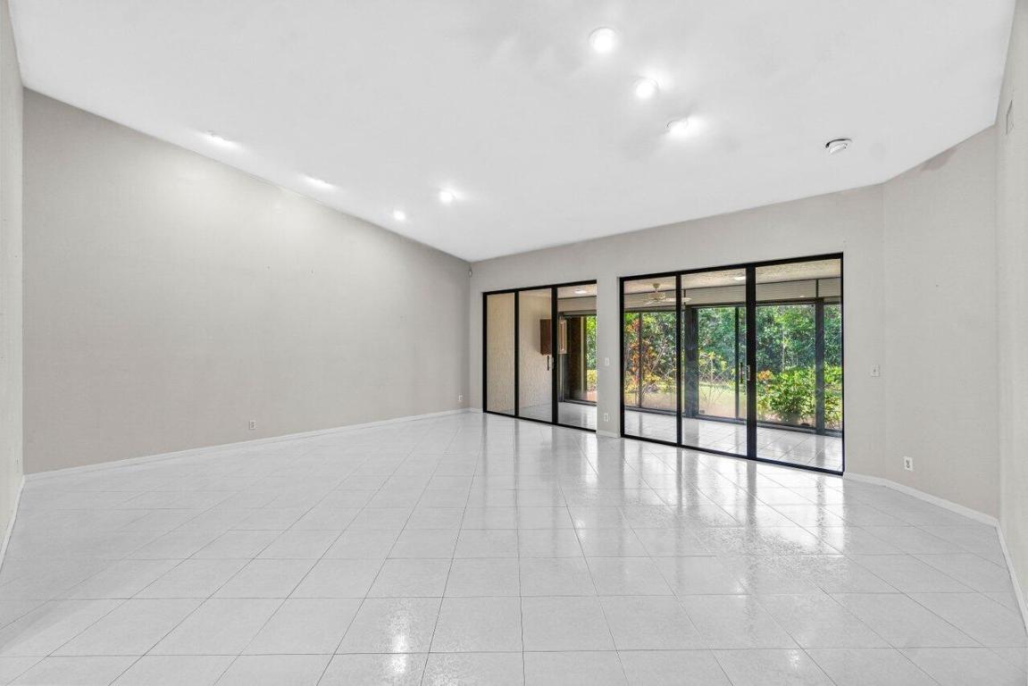 10535 Ladypalm Lane, B, Boca Raton Unit: B