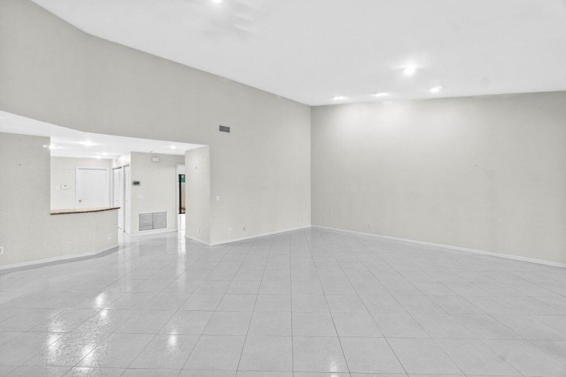 10535 Ladypalm Lane, B, Boca Raton Unit: B