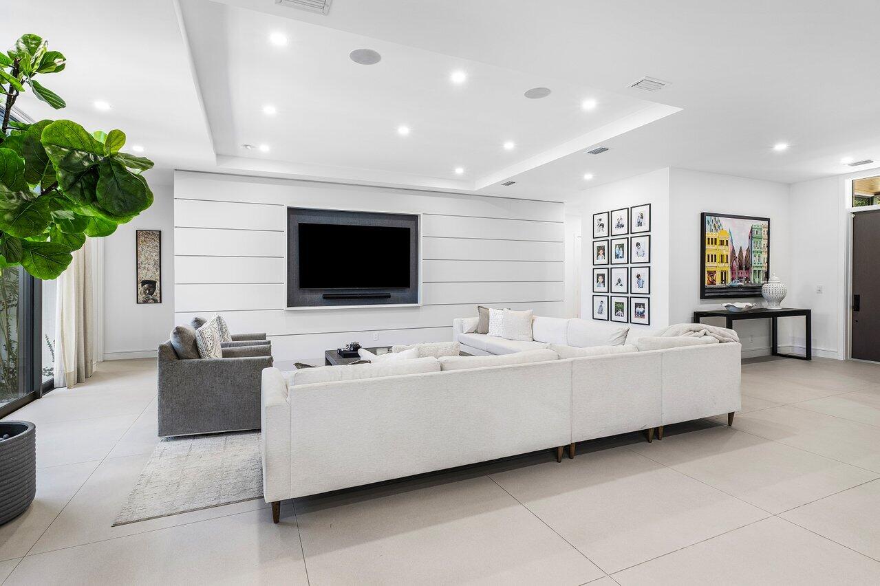 781 SW 18th Street
