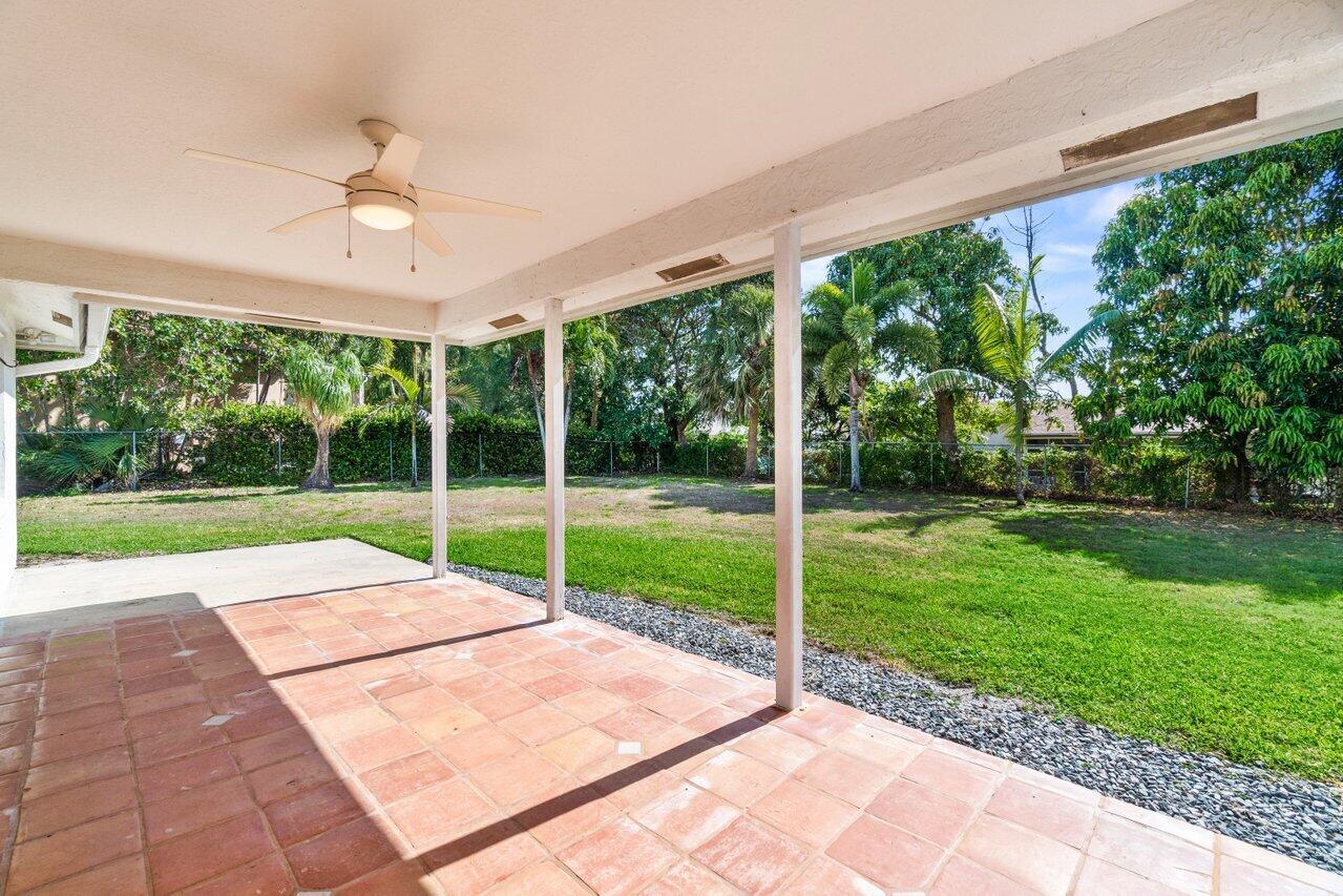 22 Pepperwood Court