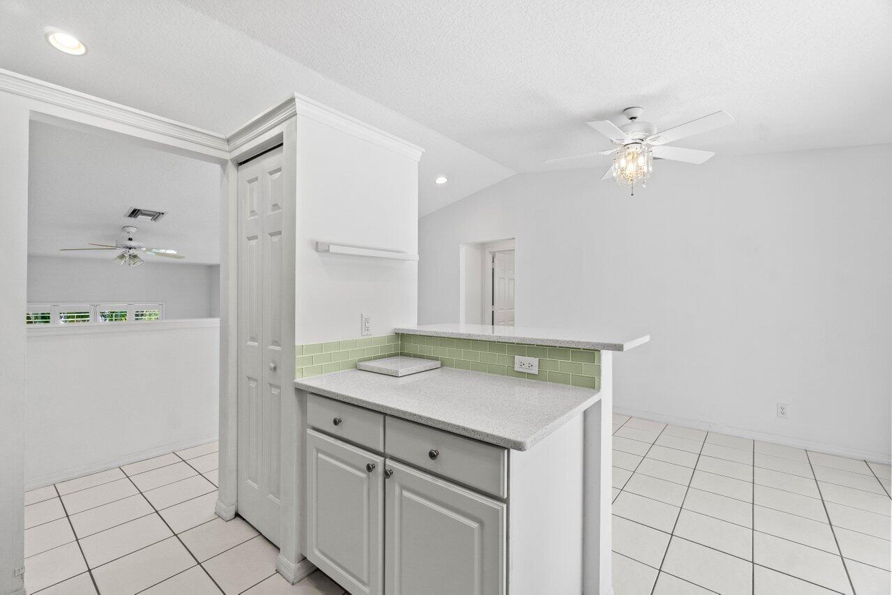 22 Pepperwood Court