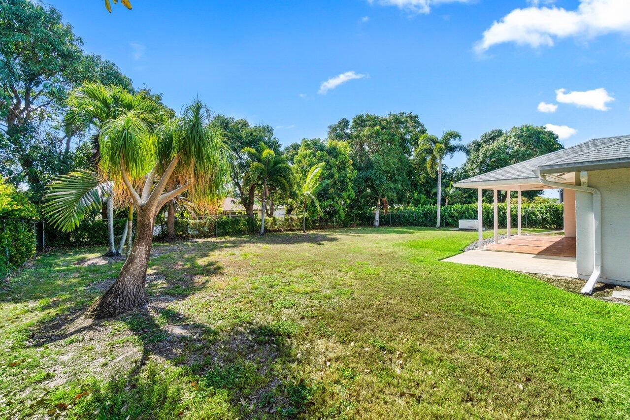 22 Pepperwood Court