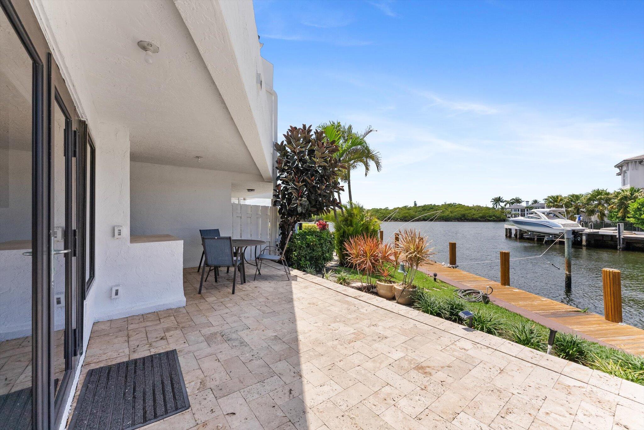 1013 Bel Air Drive 1