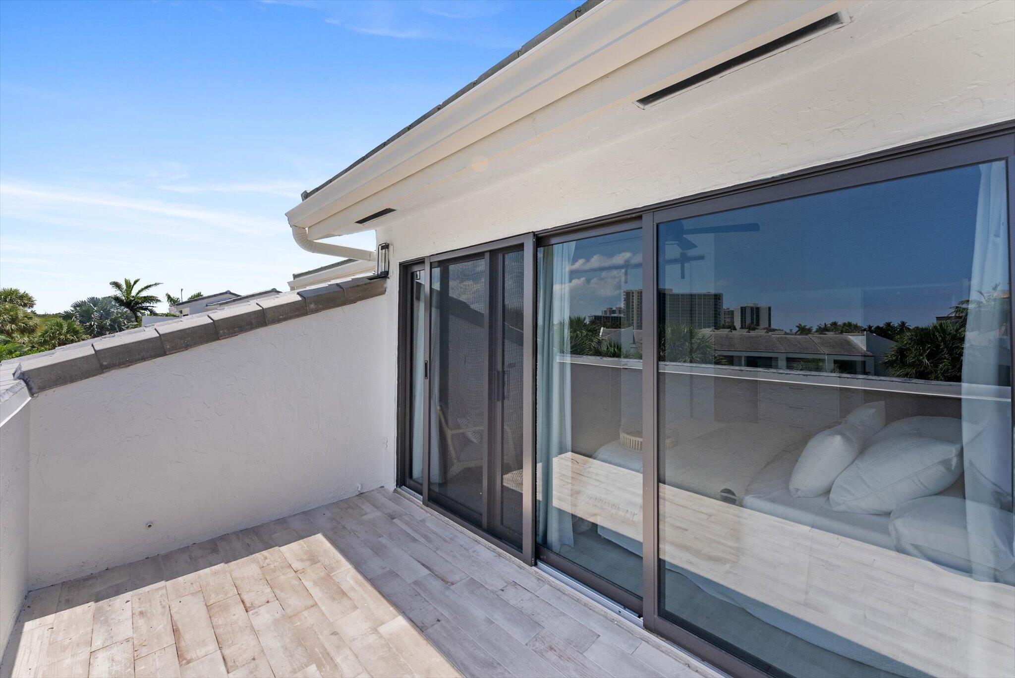 1013 Bel Air Drive 1