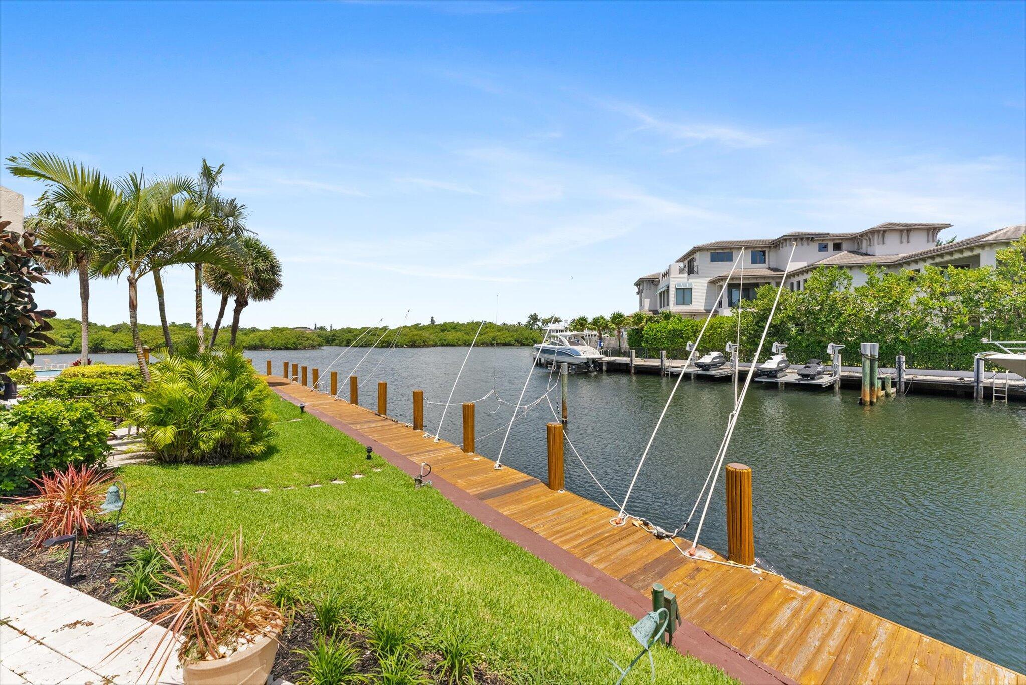 1013 Bel Air Drive 1