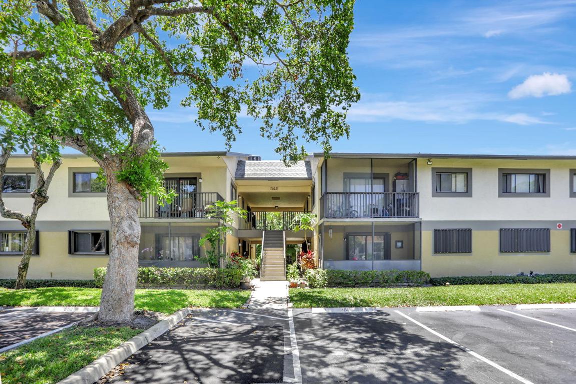 545 Trace Circle 106, Deerfield Beach Unit: 106