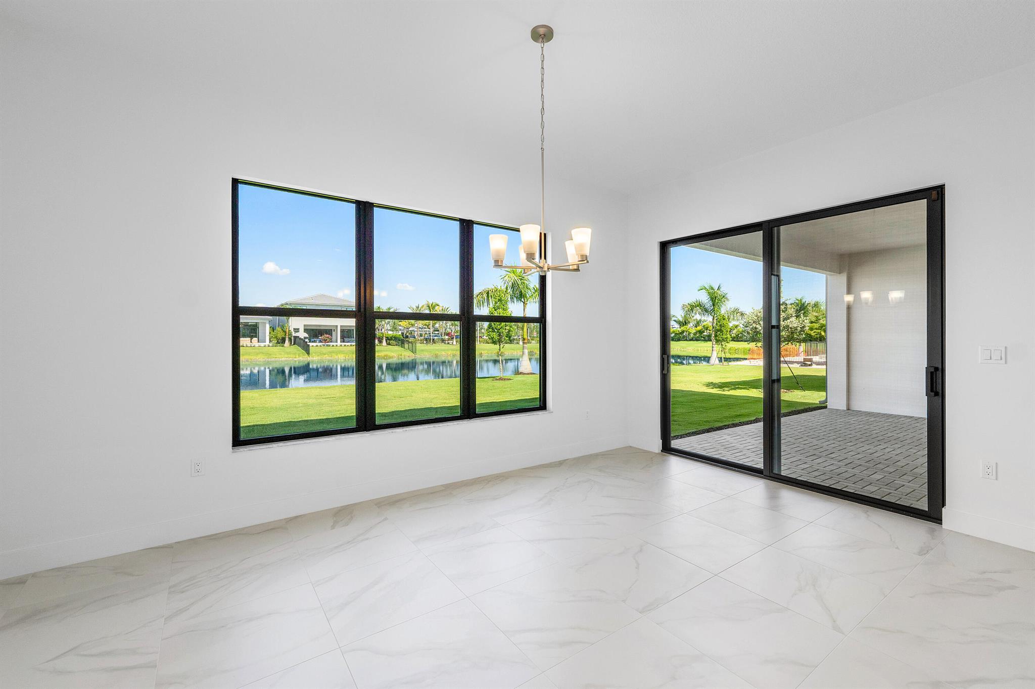 20415 Southernwood Avenue