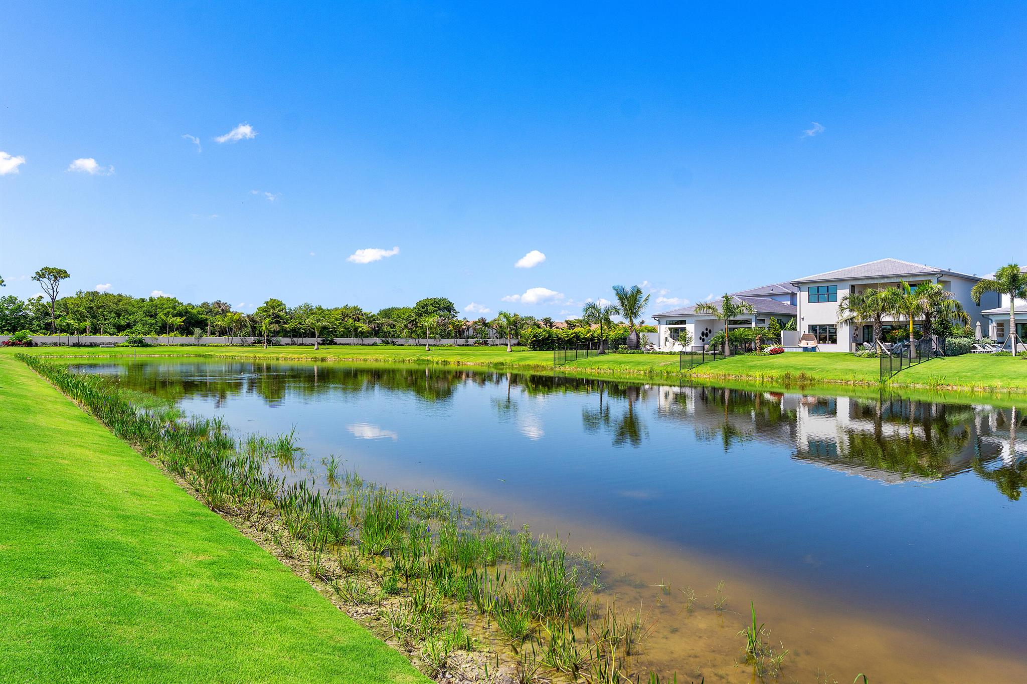 20415 Southernwood Avenue