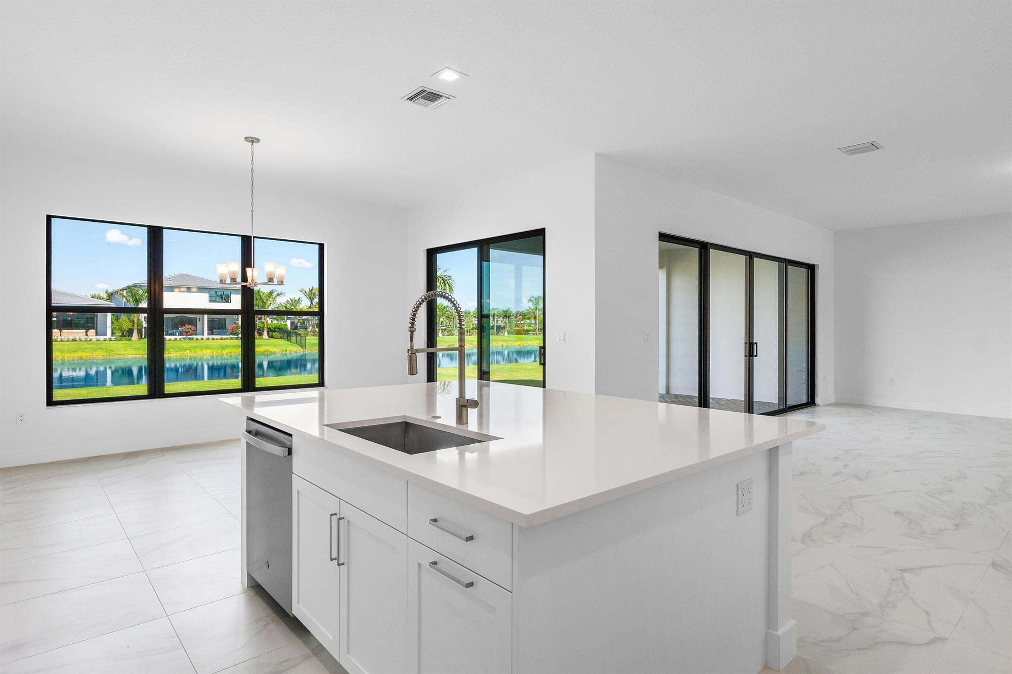 20415 Southernwood Avenue