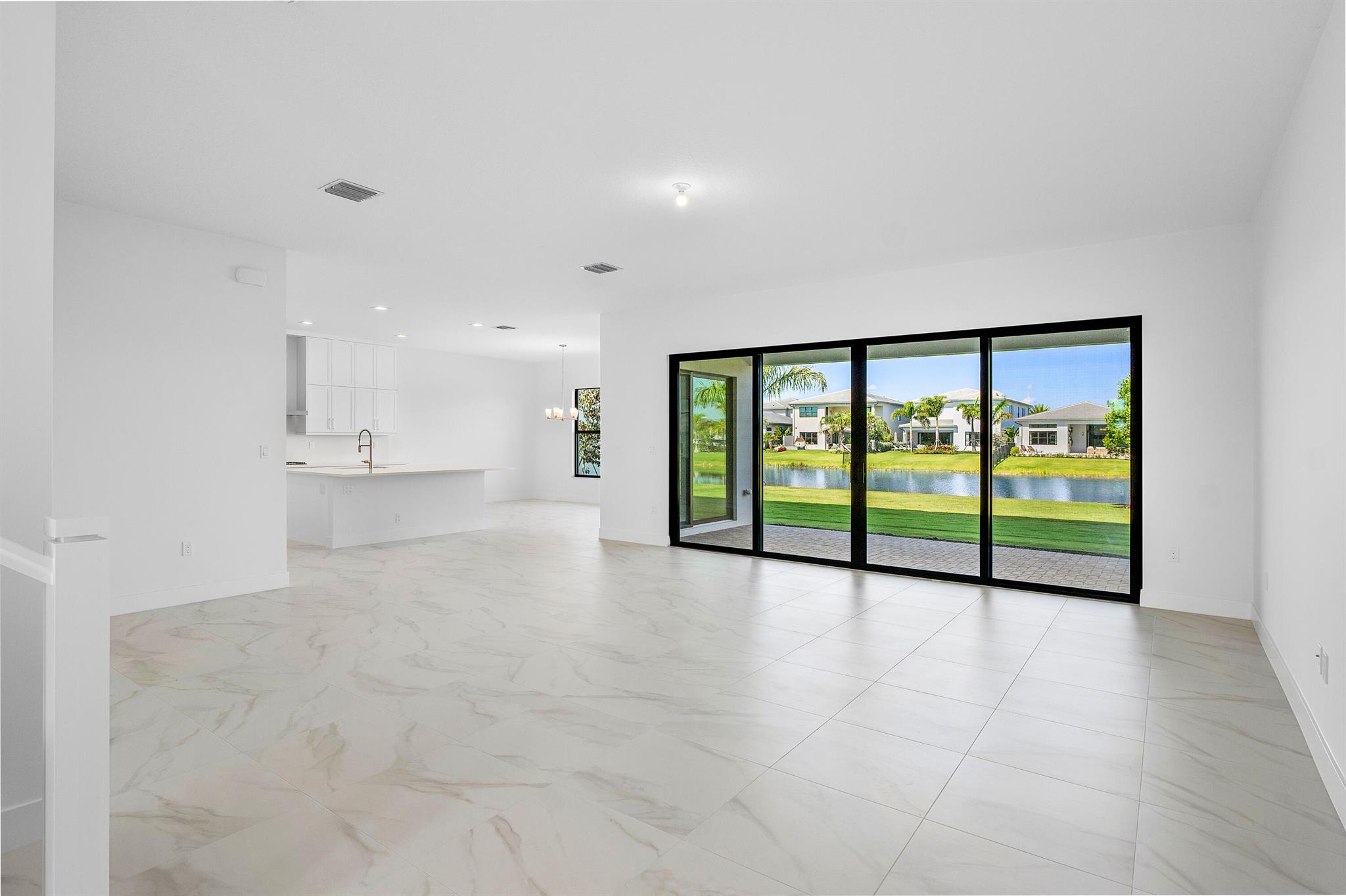 20415 Southernwood Avenue