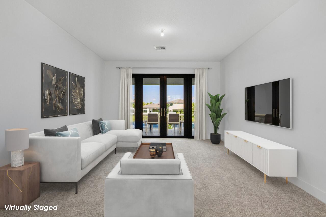 20415 Southernwood Avenue