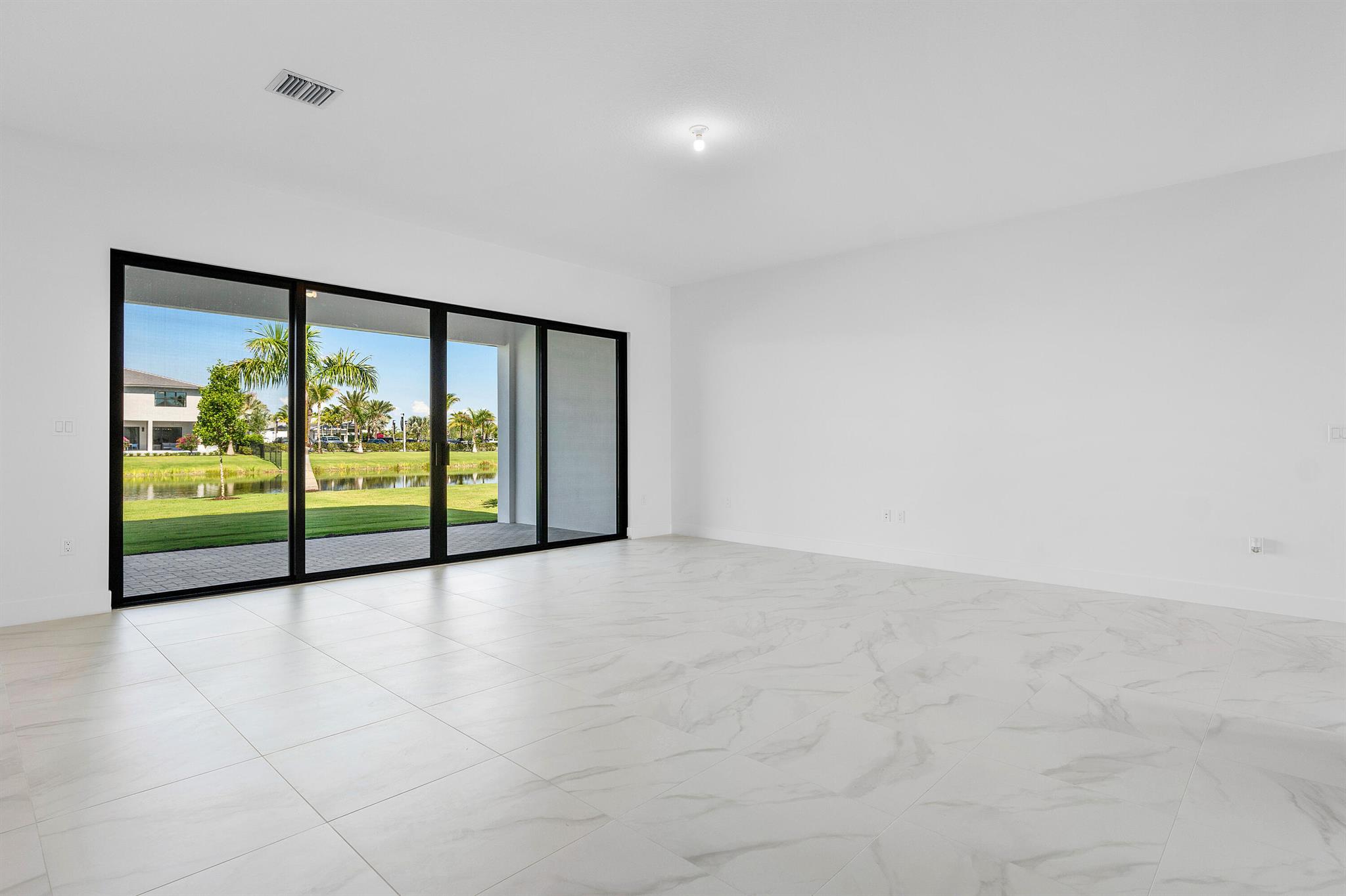 20415 Southernwood Avenue