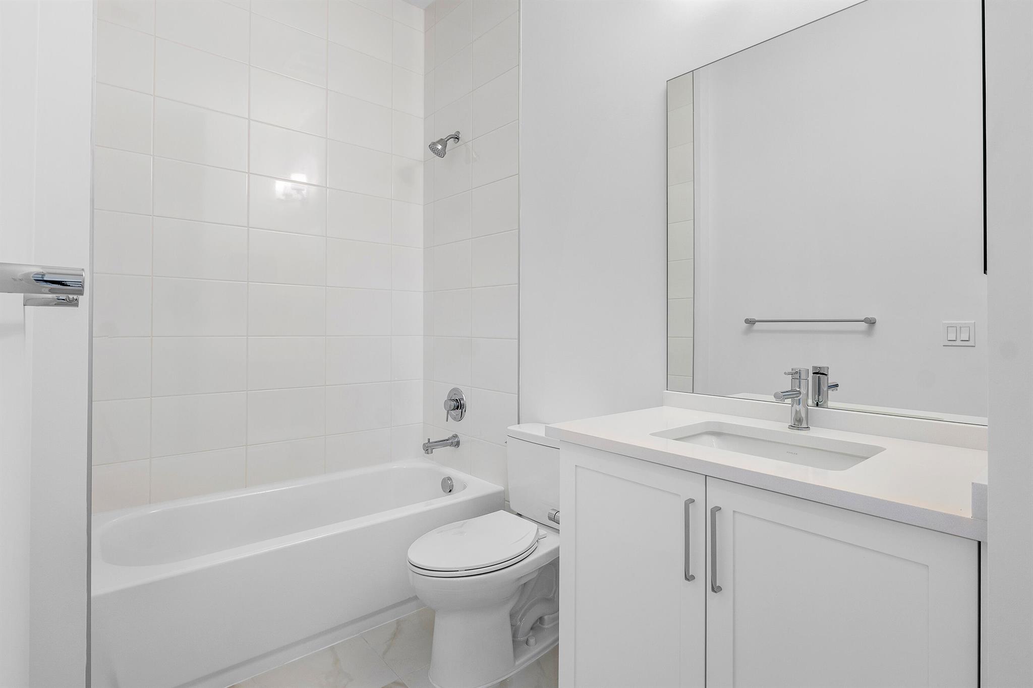 20415 Southernwood Avenue