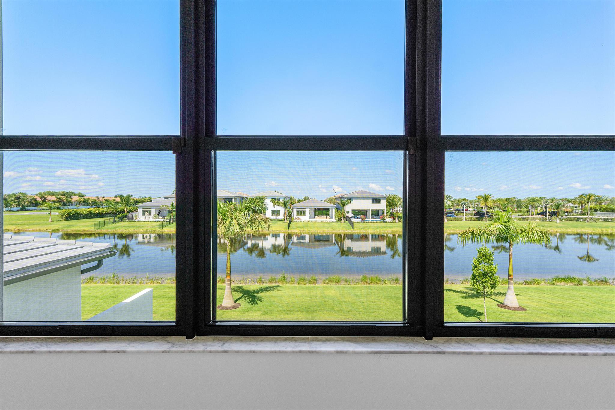 20415 Southernwood Avenue