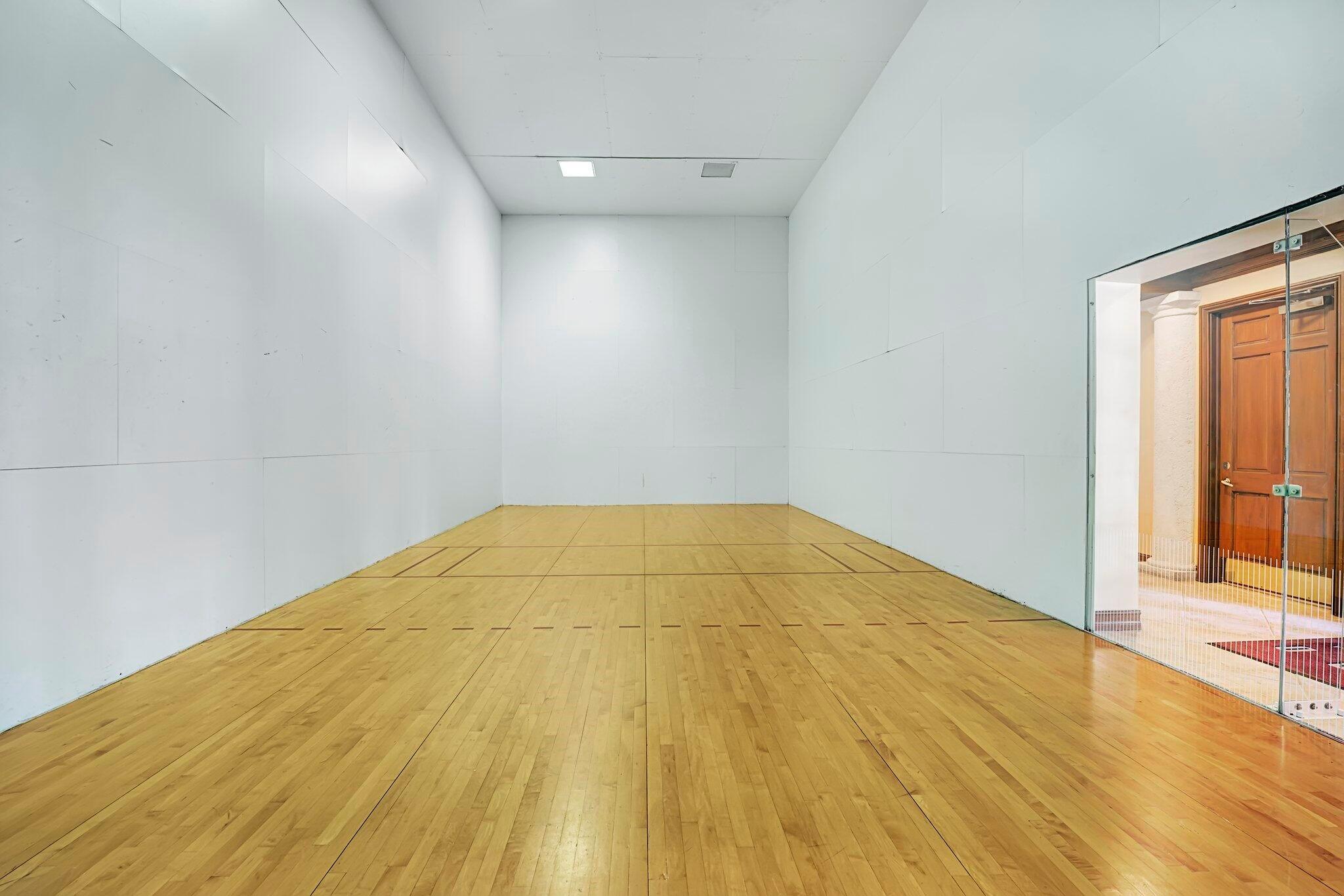 15035 Michelangelo Boulevard 106