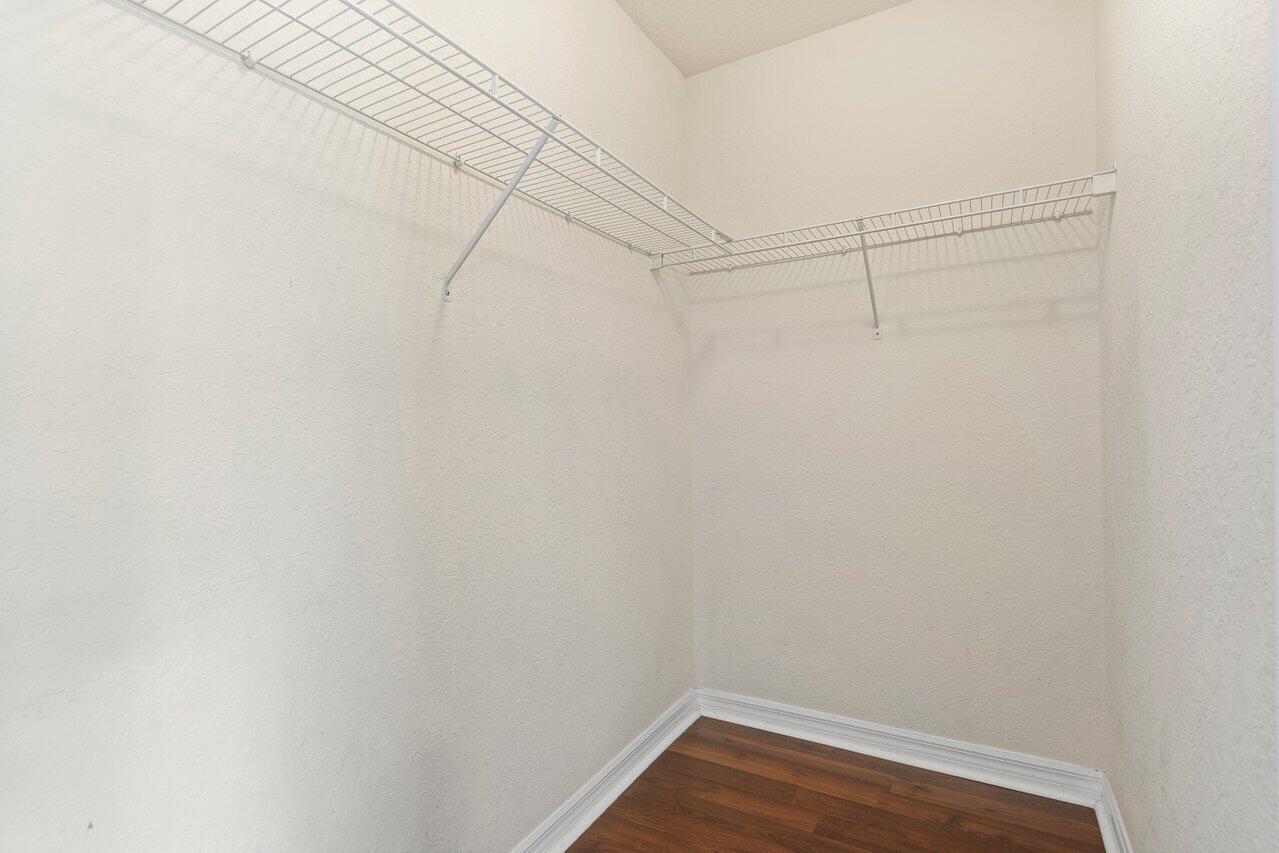 22188 Majestic Woods Way